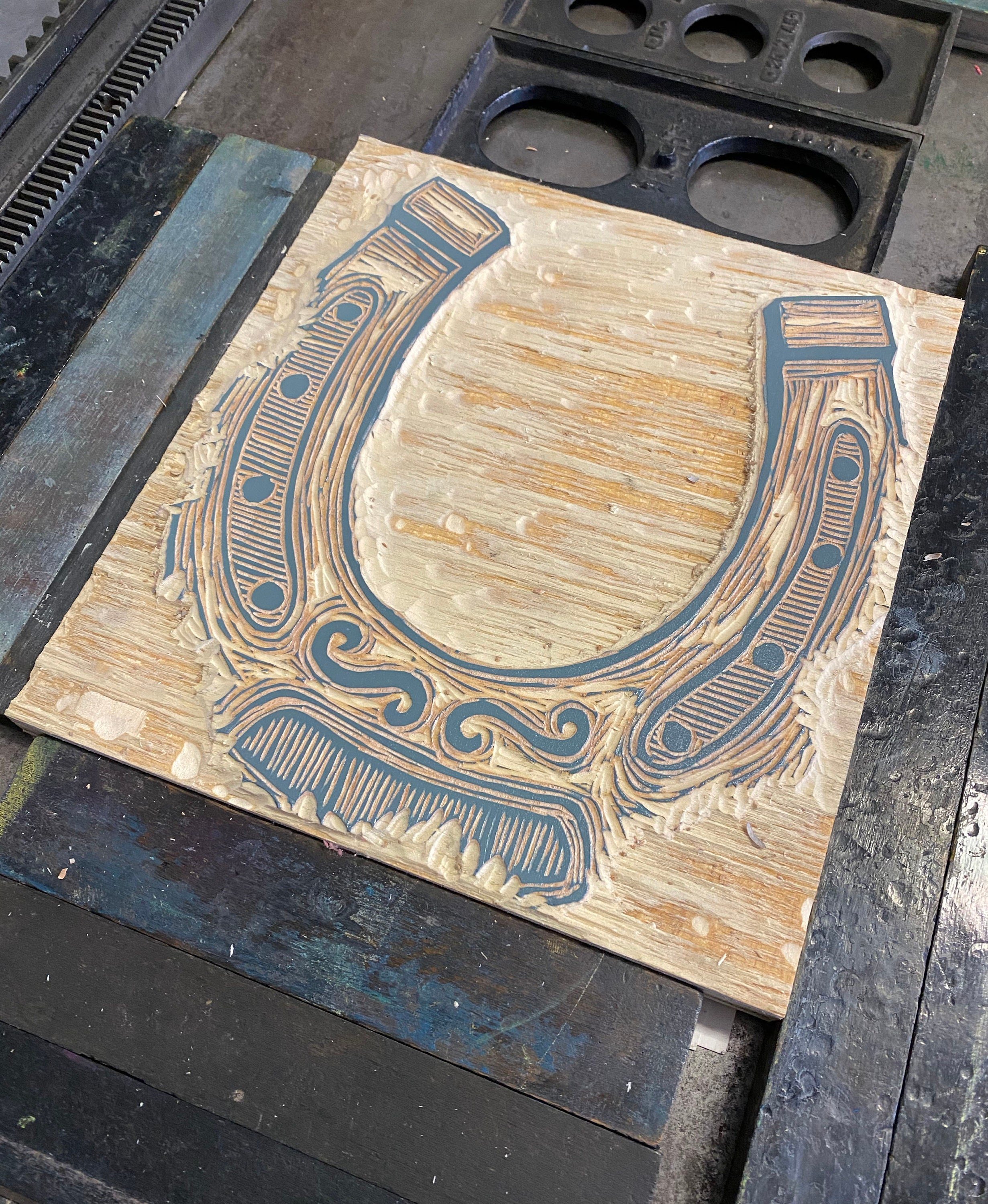 https://i.etsystatic.com/5580094/r/il/030a90/3028572894/il_fullxfull.3028572894_rr0w.jpg