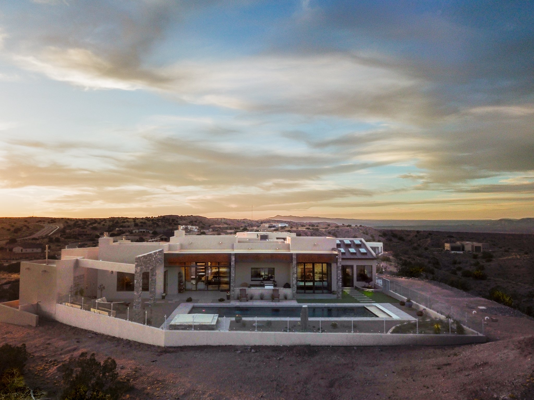DJI_0013-HDR.jpg