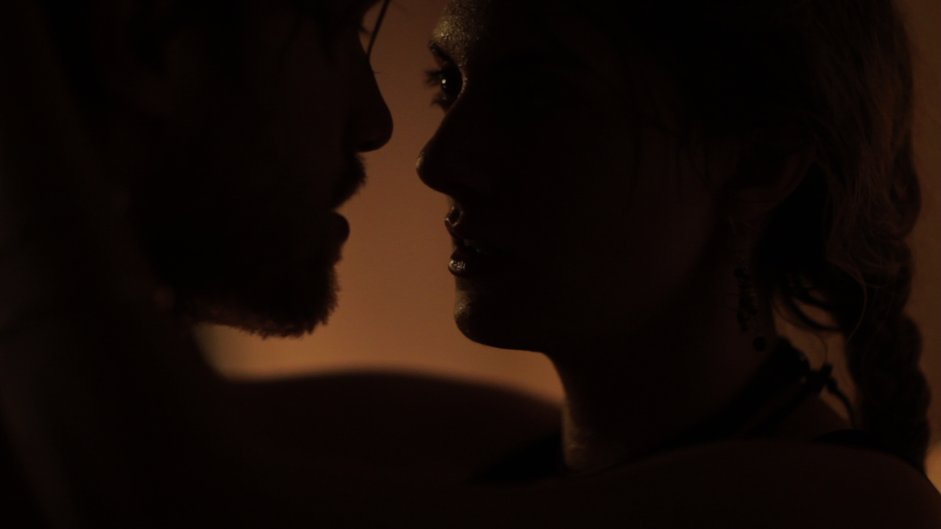 FW zack addie kiss.png