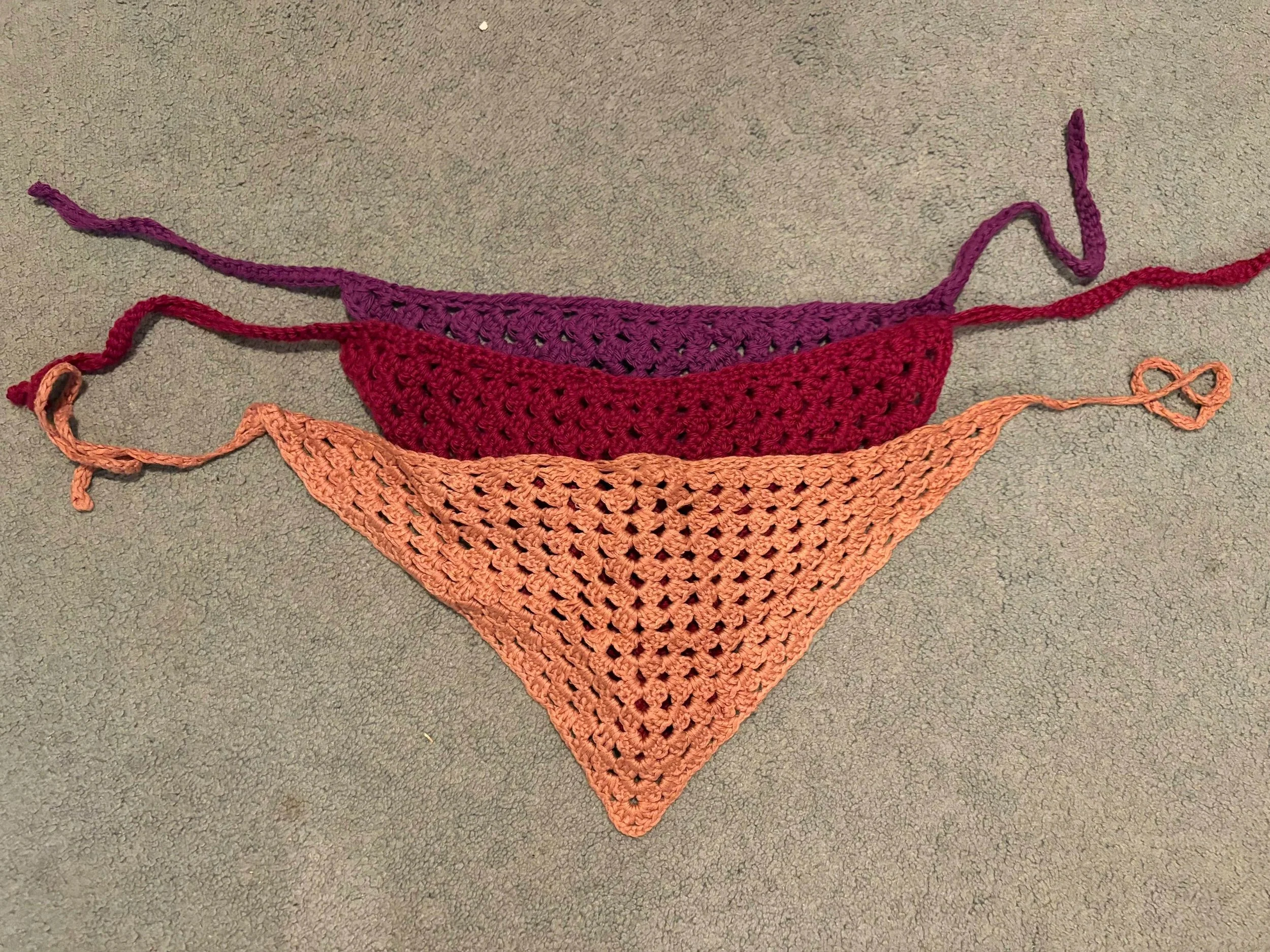 2022-25 - Simple bandanas in various colors
