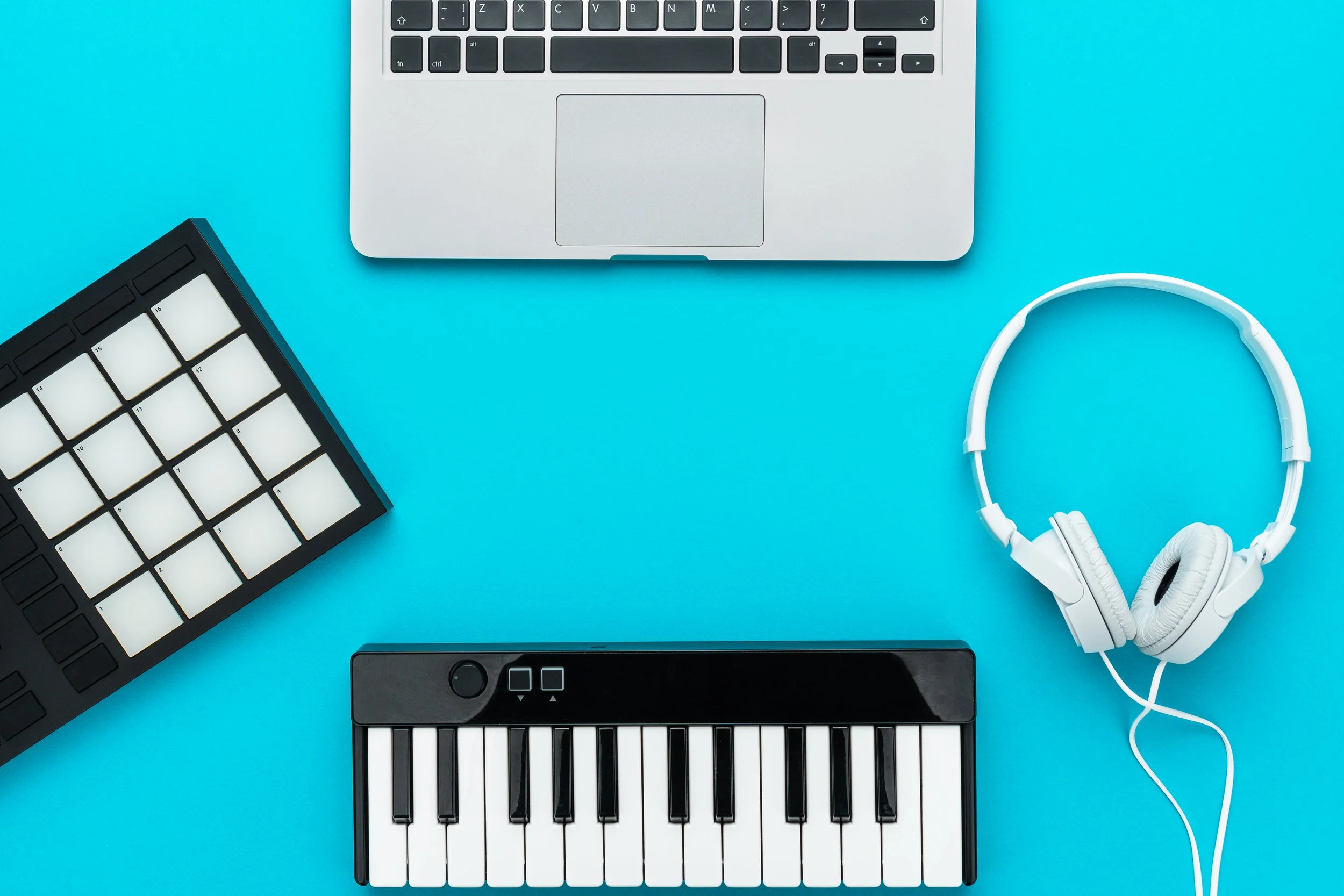 modern-beatmaker-essential-studio-equipment-2022-12-09-04-53-45-utc.jpg
