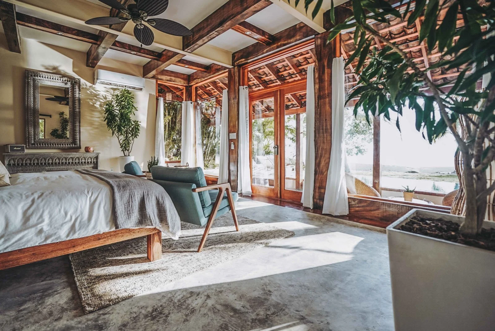 Panama Yoga & Wellness Retreat — FLOW STATE Wellness Studio