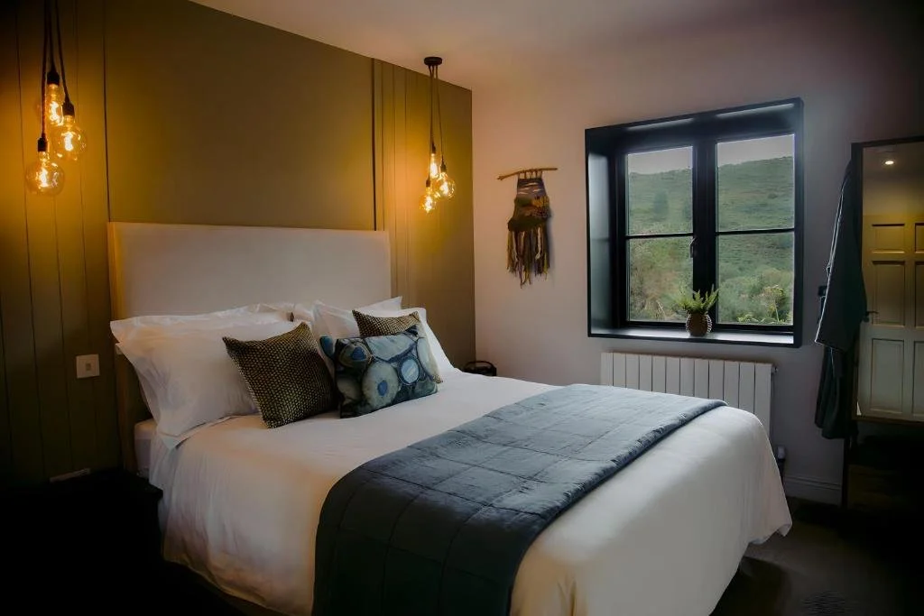 ash cottage bedroom 1.jpg