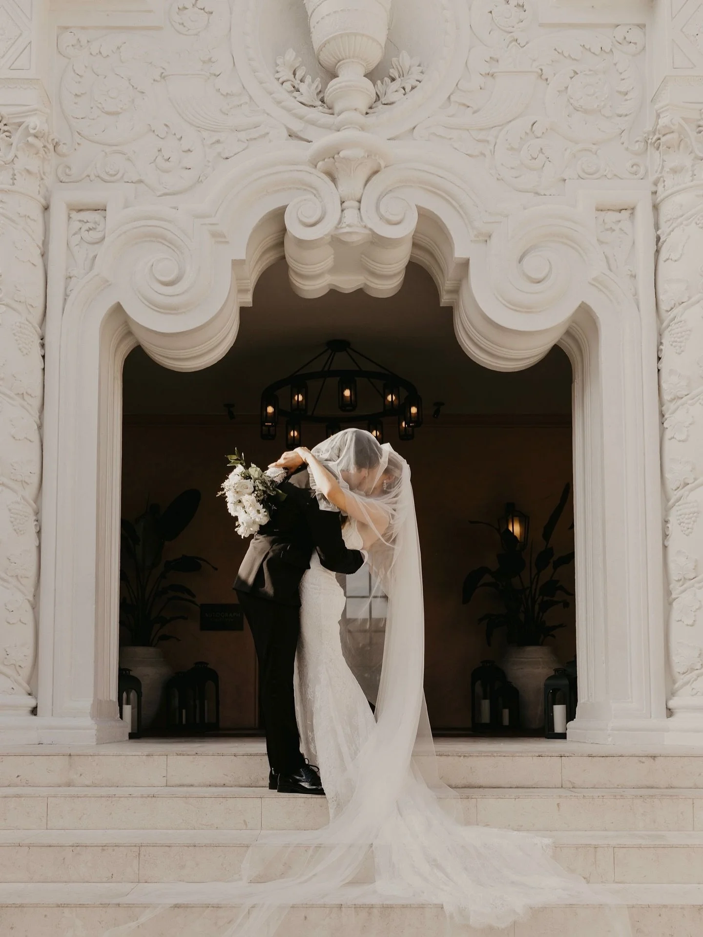 Sara &amp; Josh &mdash; your iconic wedding day at The Vinoy Resort &amp; Golf Club felt like stepping into a story you never want to end.

From the quiet, anticipatory moments in the morning&hellip; to the way the light wrapped around you during por