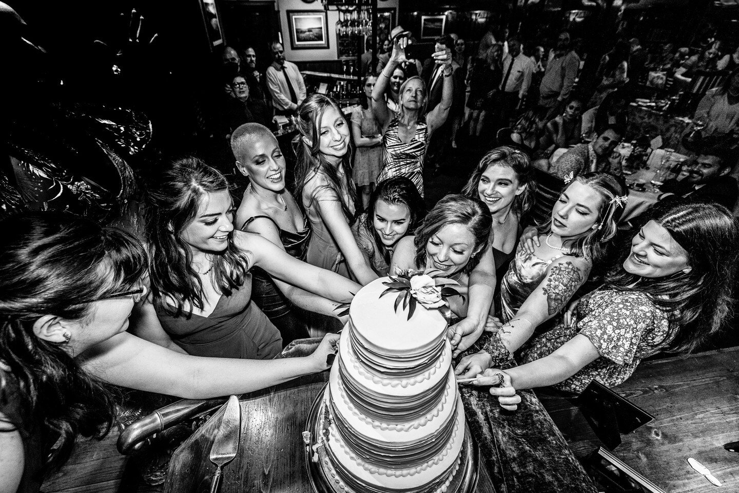 An all time favorite 🎂 I&rsquo;ll admit, cake cutting isn&rsquo;t my favorite part of the day to photograph, but the traditional NOLA &ldquo;cake pull&rdquo; was a super fun new tradition to me! Thanks for being NOLA to your Boulder wedding @rozline