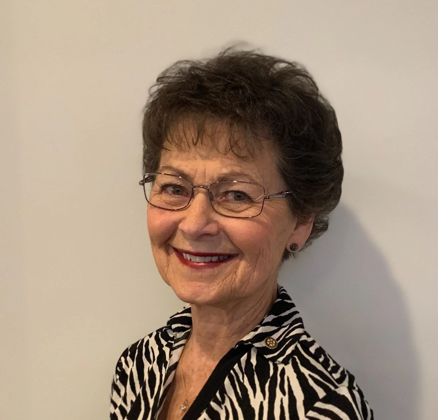 Cindy Olson headshot