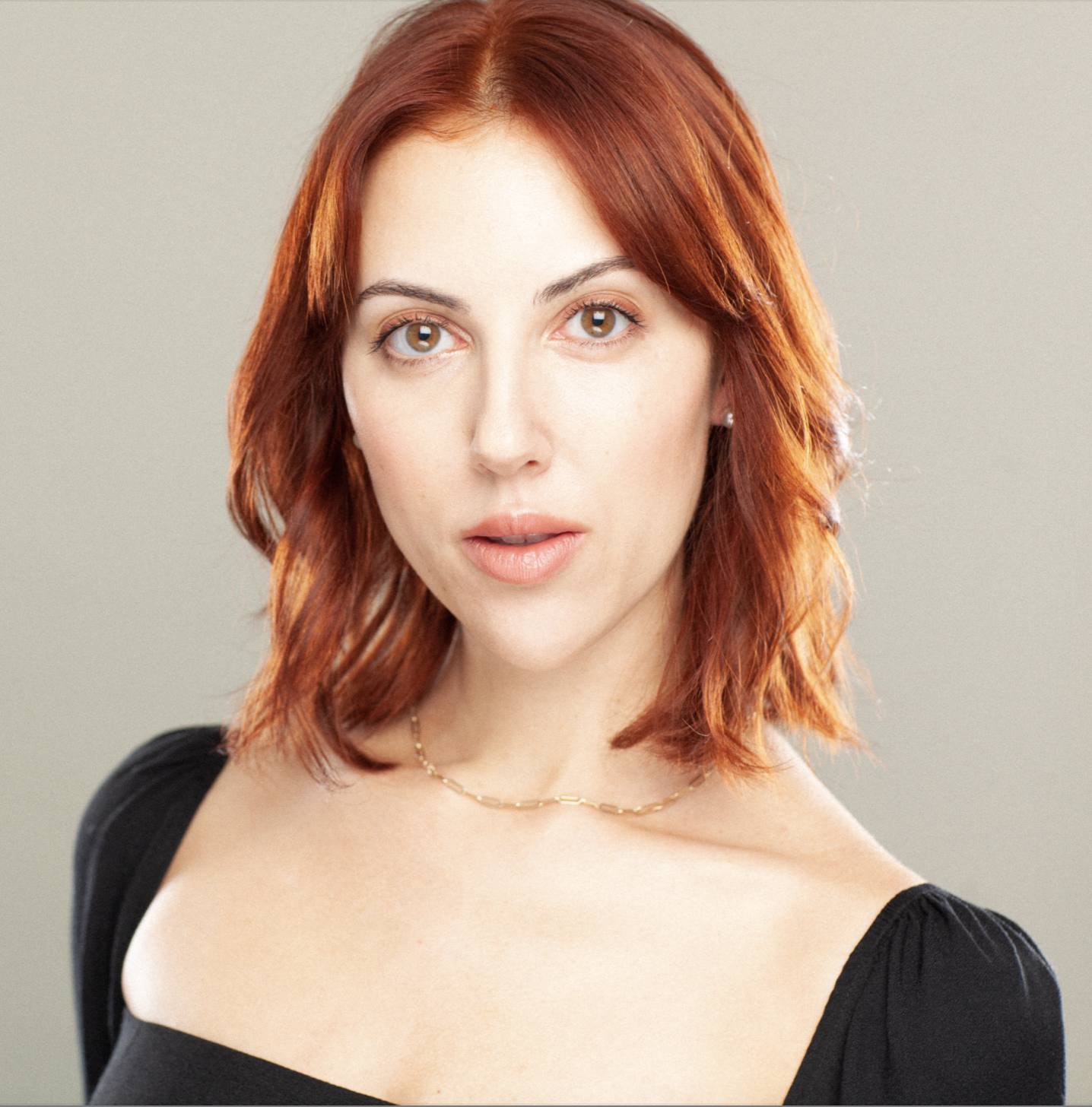 Maggie Brill Headshot PDF 1.png