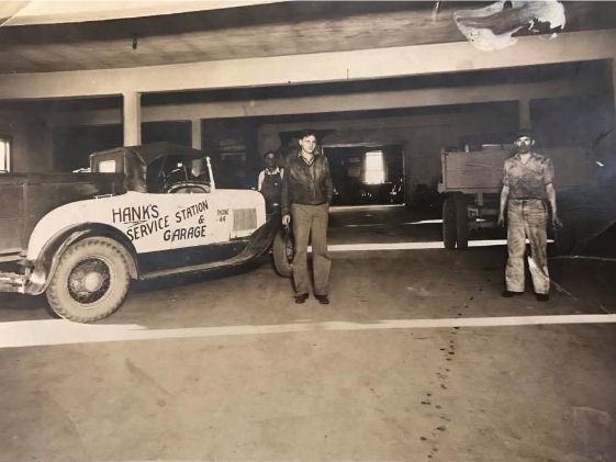 (Hank’s Garage lower level, circa 1940s, Source: Worth family image)