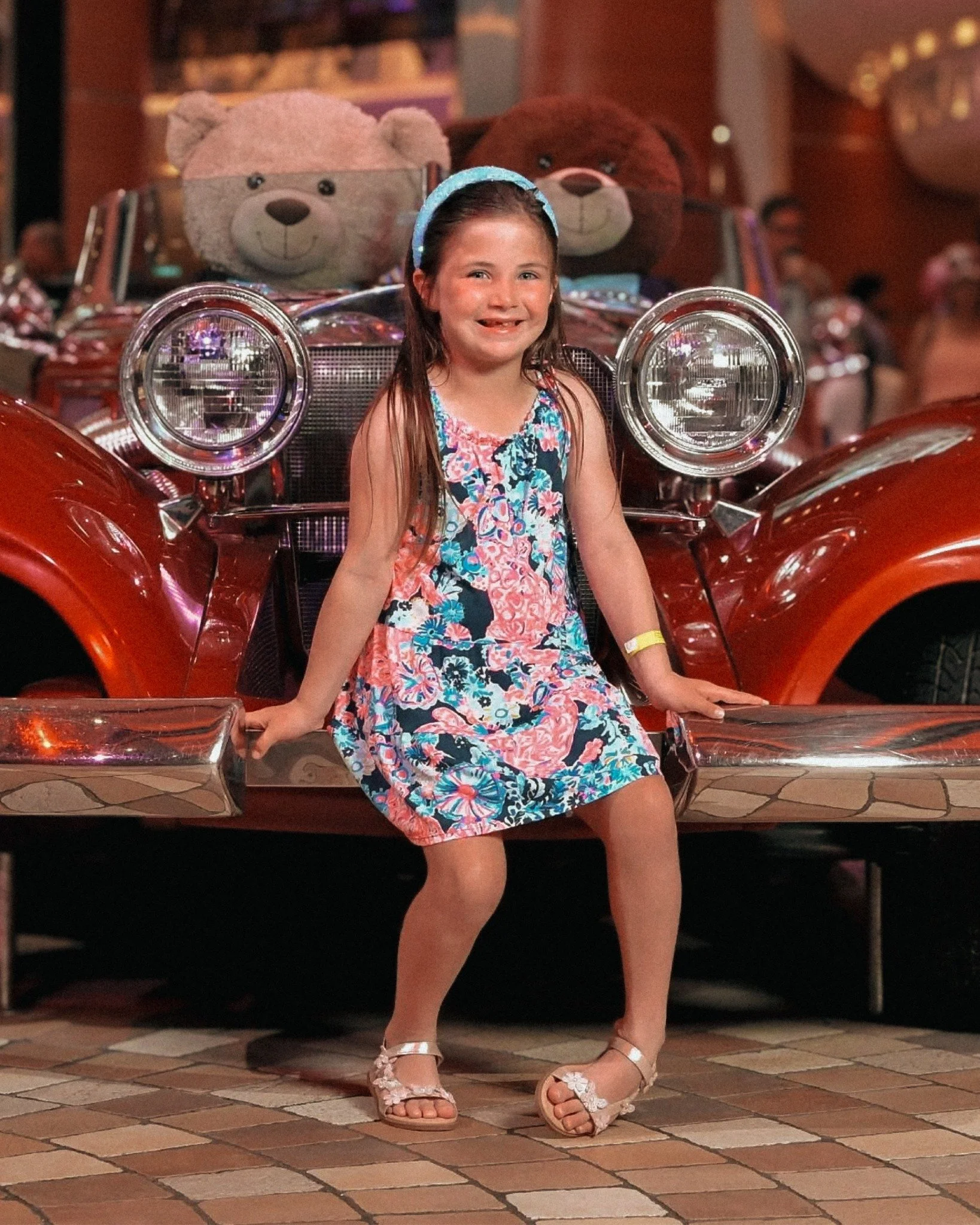 This is what summer memories are made of. ✨

Hello Baby Scarlett soaking up the Disney magic with her family. We love getting these little glimpses of our Hello Baby kids growing up.