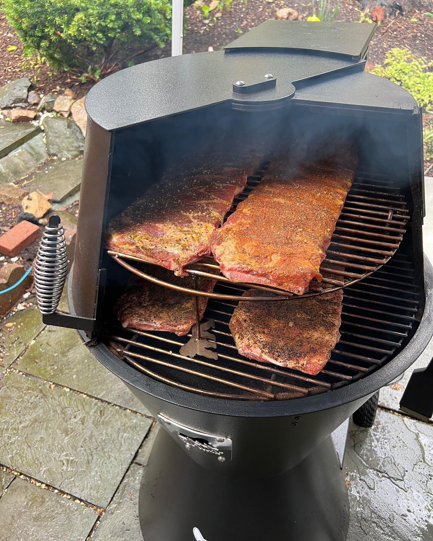 Shaping up to be a great day #ufobbq #bbq #babybackribs #smoker #pelletsmoker #grillagrills #ribs #backyardbbq #backyardcook