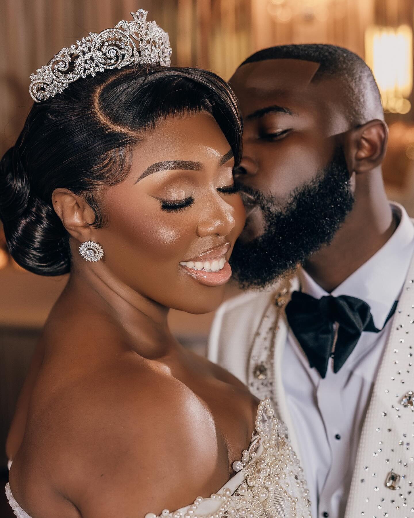 &ldquo;Found my forever in a world of fleeting moments. Here&rsquo;s to forevermore&rdquo; 🤎🤎 🇬🇭+🇳🇬
Mr &amp; Mrs Adarkwah

Bride: @ezzyyyyy_ 
Groom: @mikegh4real 
Photographer: @saul.production 
Videographer: @mikeokaforfilms 
Planner: @oncue.e