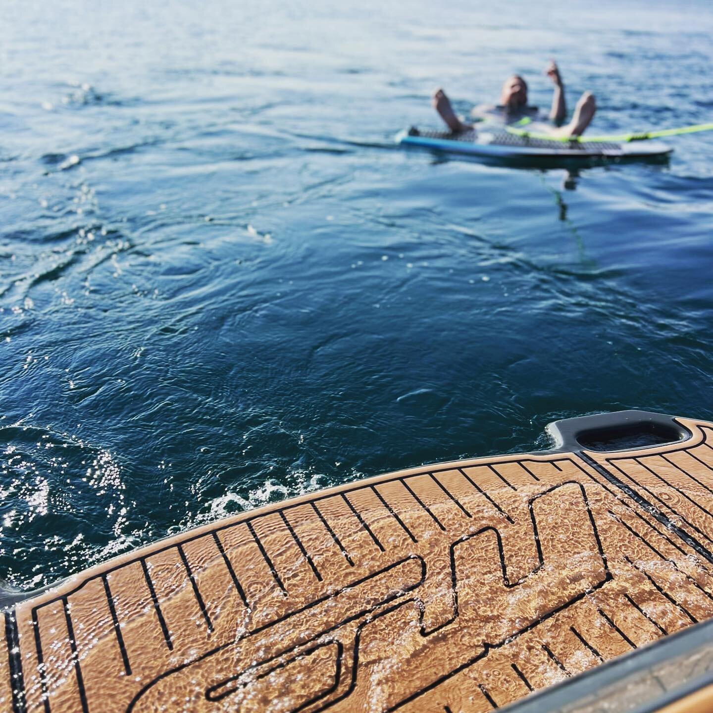 Cheers to the weekend

#solsurfco #surfwithsol #wakesurflessons #wakesurfcharters #wakesurfing #wakeboatrentals #surfunion #mbboats #wakeboarding #watersports #liquidforce #surfing #surferstyle #surfergirl #surfmichigan #wakesurfmichigan #boatrentals