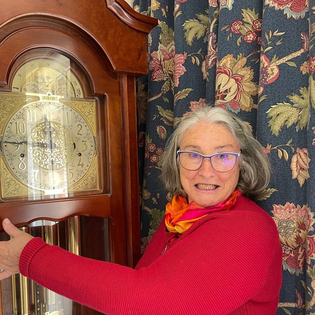 How much time out do I need?

How long is a piece of string? How long is a day ? I guess it&rsquo;s going to be for as long as I need. Yippee #timeout  #newhorizons  #refresh  #grandfatherclock