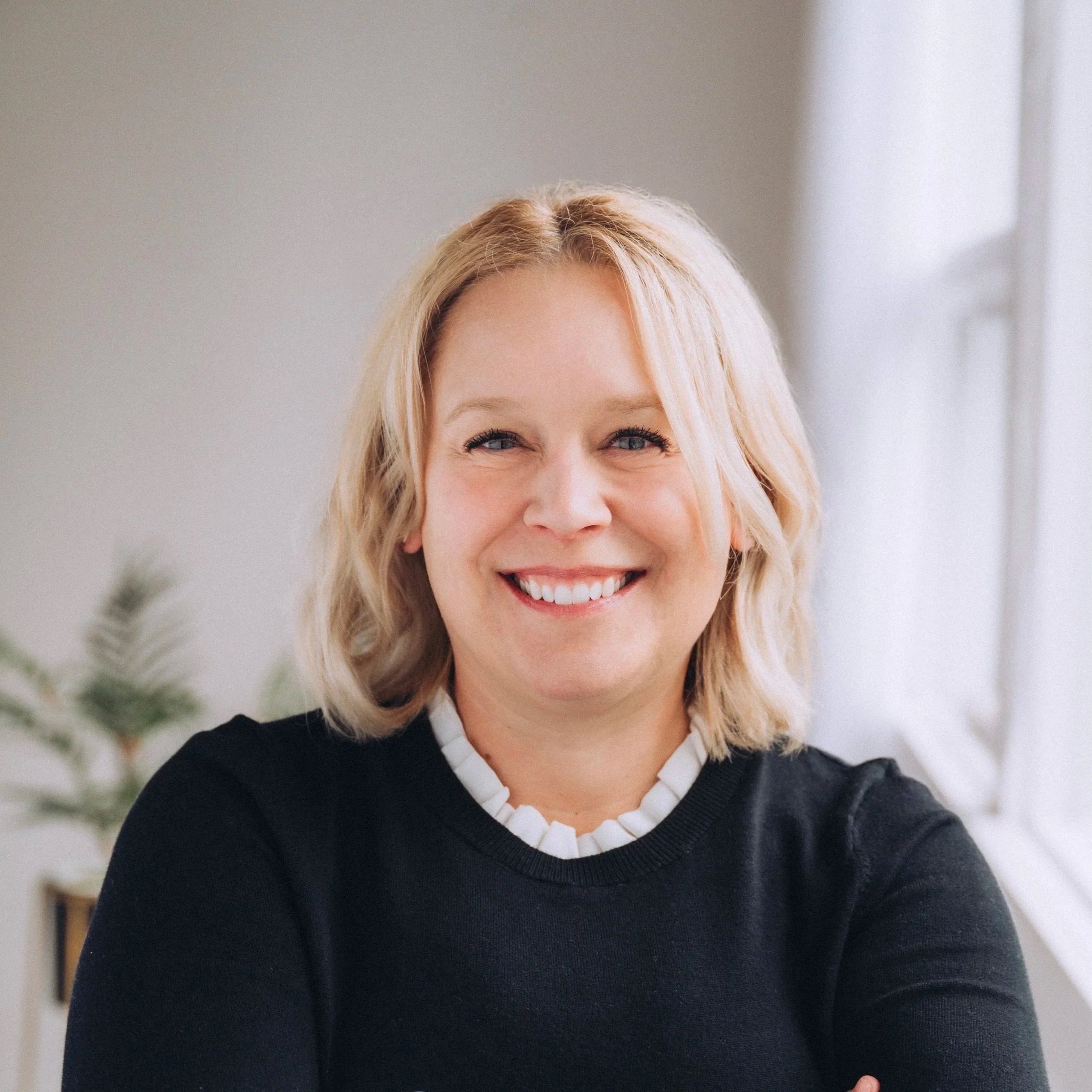 Liz Karna Huehnergarth