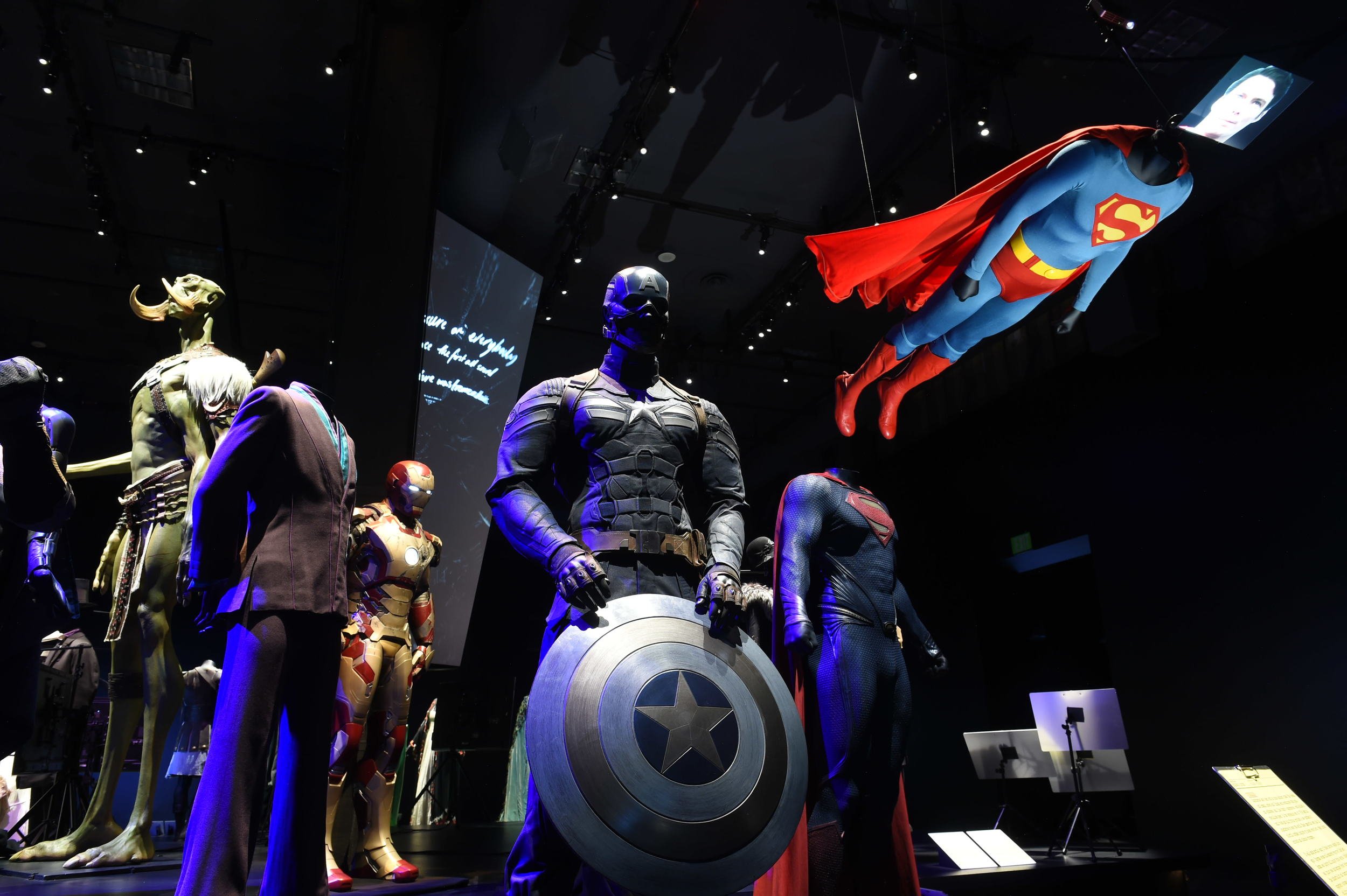 Hollywood Costume - Academy of Motion Pictures Museum