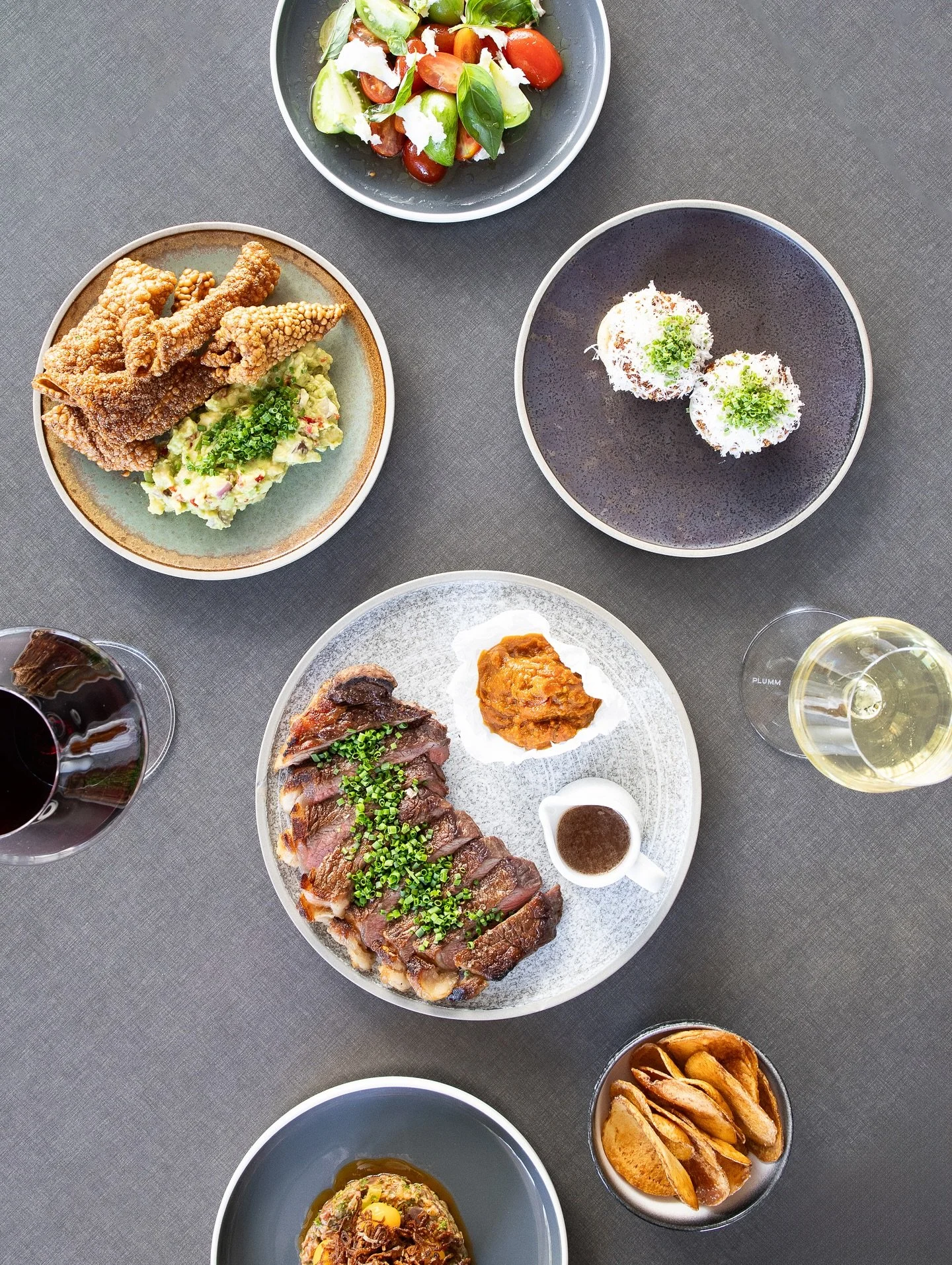 It&rsquo;s the last week of the month, and that means it&rsquo;s your last chance to try our October menu!

Swipe through to see what&rsquo;s on the menu &ndash; from 400g beef sirloin to local seafood and scrumptious desserts! Pick anything you like