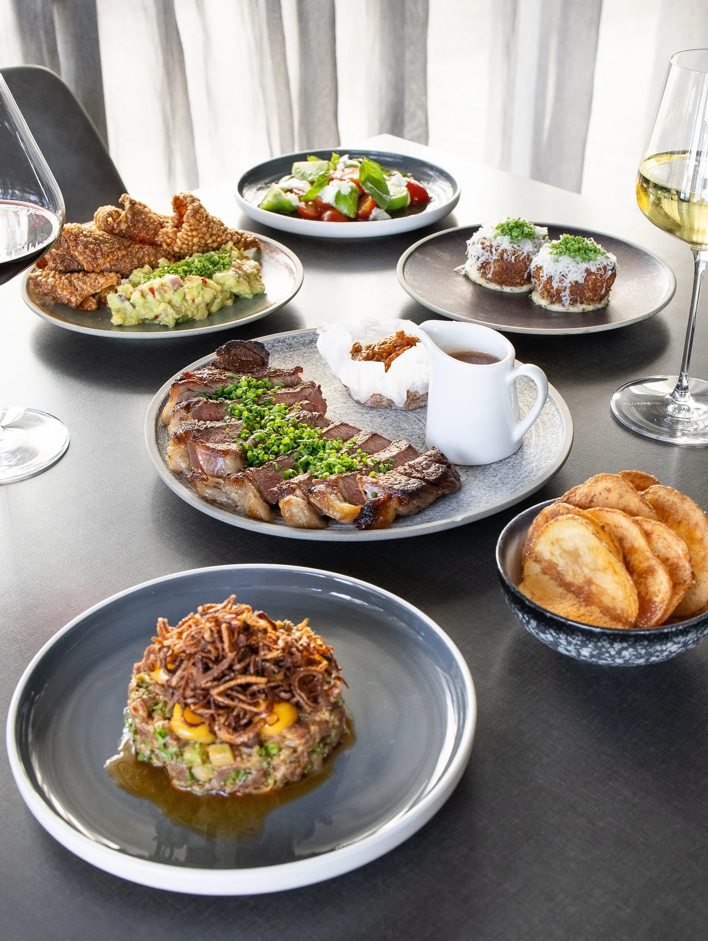 Last chance to try our October menu! Today is the last day of our monthly menu, before the November menu starts next Wednesday. 

If you had your eye on the beef sirloin, or one of our show stopping desserts this month, now is the time to come in! 

