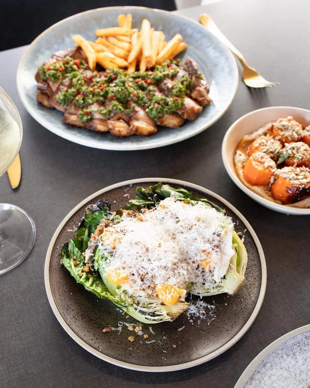 A side dish that seriously steals the spotlight ✨

Gem lettuce, silky egg yolk, salty boquerones, shaved pecorino, golden panko crumb&hellip;

Ring any bells? 👀

A little nod to a classic&hellip; but with our own twist.

Care to guess which one? Sal