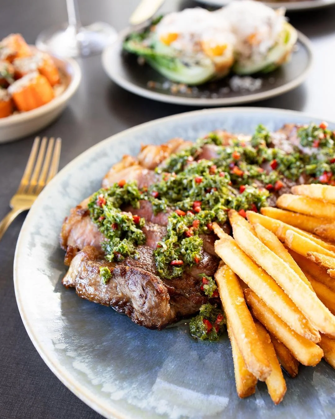 You asked&hellip; we delivered. 🔥

Premium 400g beef sirloin, grilled to perfection, topped with vibrant chimichurri and served with golden shoestring fries.

Simple. Bold. Done right. 🥩✨

What&rsquo;s your plans this week?