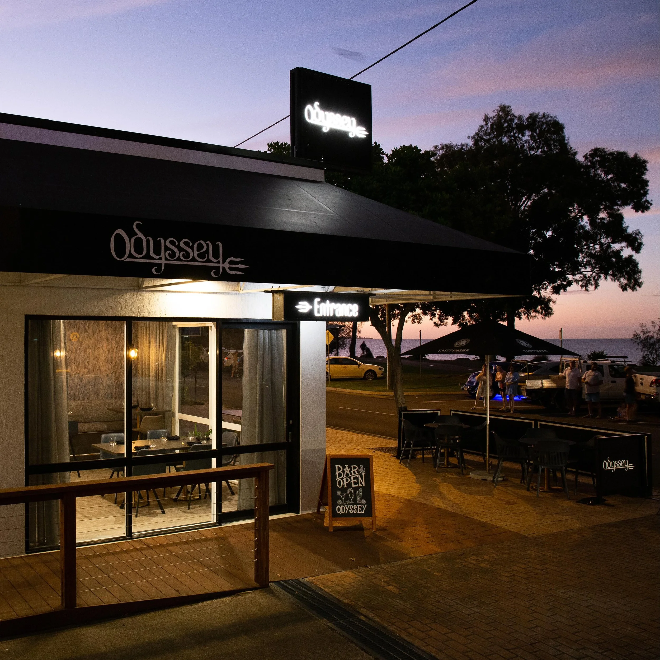 Start your weekend off right ✨

Join us for Odyssey Hour from 3&ndash;5pm &mdash; the perfect excuse for an afternoon drink and bite to eat 🍸
Or settle in and stay for dinner with great food, good company, and a relaxed atmosphere into the evening.
