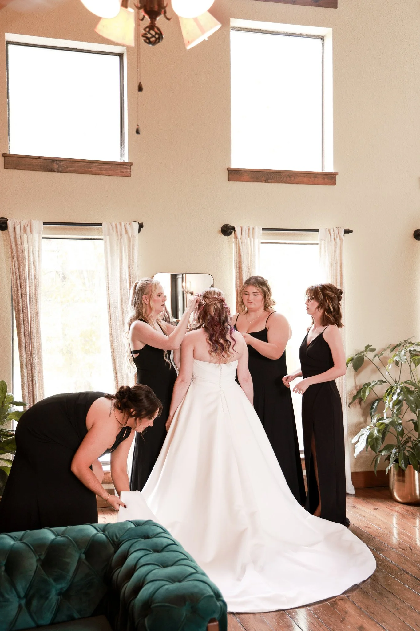 dallas-wedding-photographer-bridesmaids-fort-worth-haslet.jpg