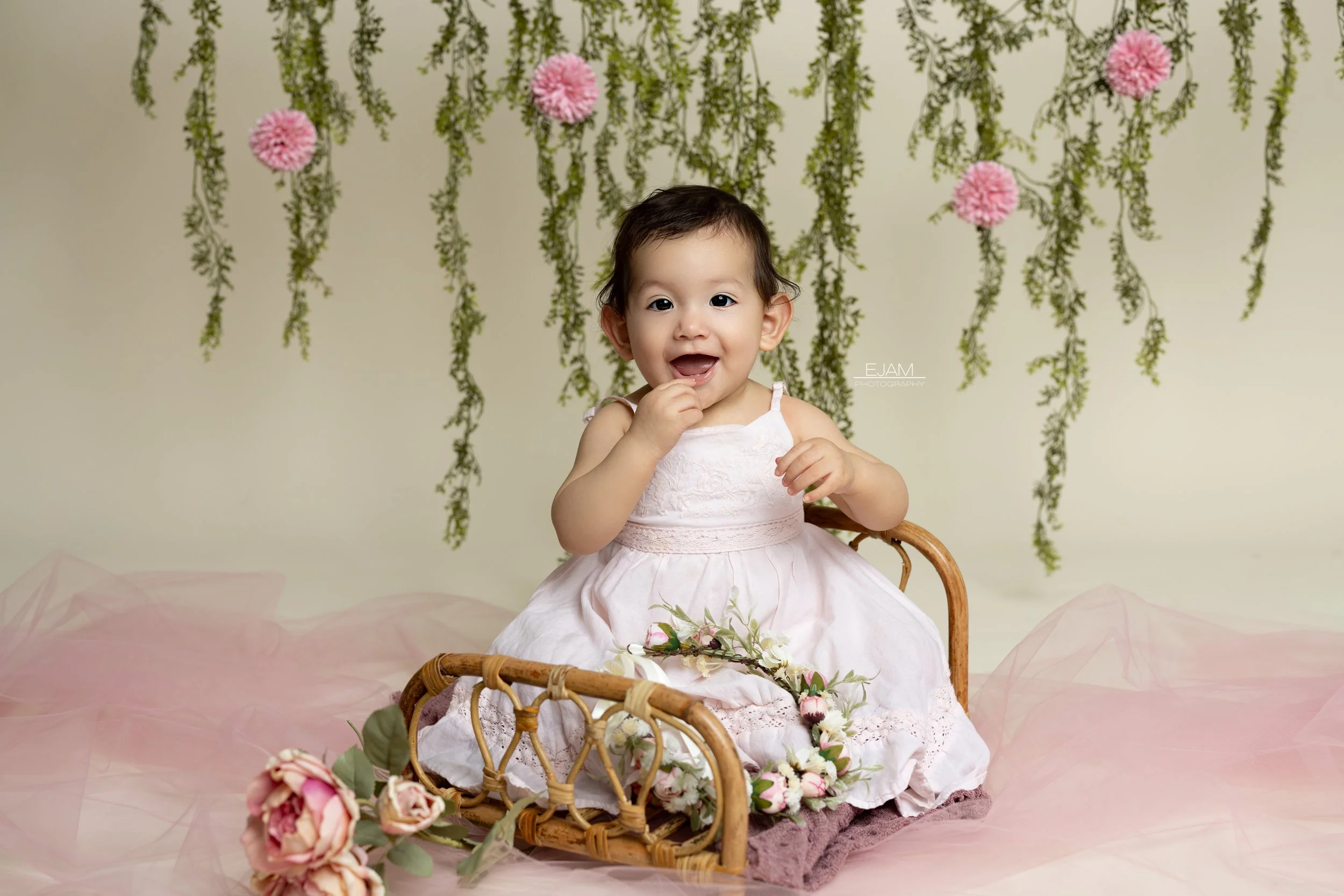 DALLAS MILESTONE PHOTOGRAPHER | FORT WORTH BABY PHOTOGRAPHER | FORT WORTH CAKE SMASH PHOTOGRAPHER | BEST DFW PHOTOGRAPHER