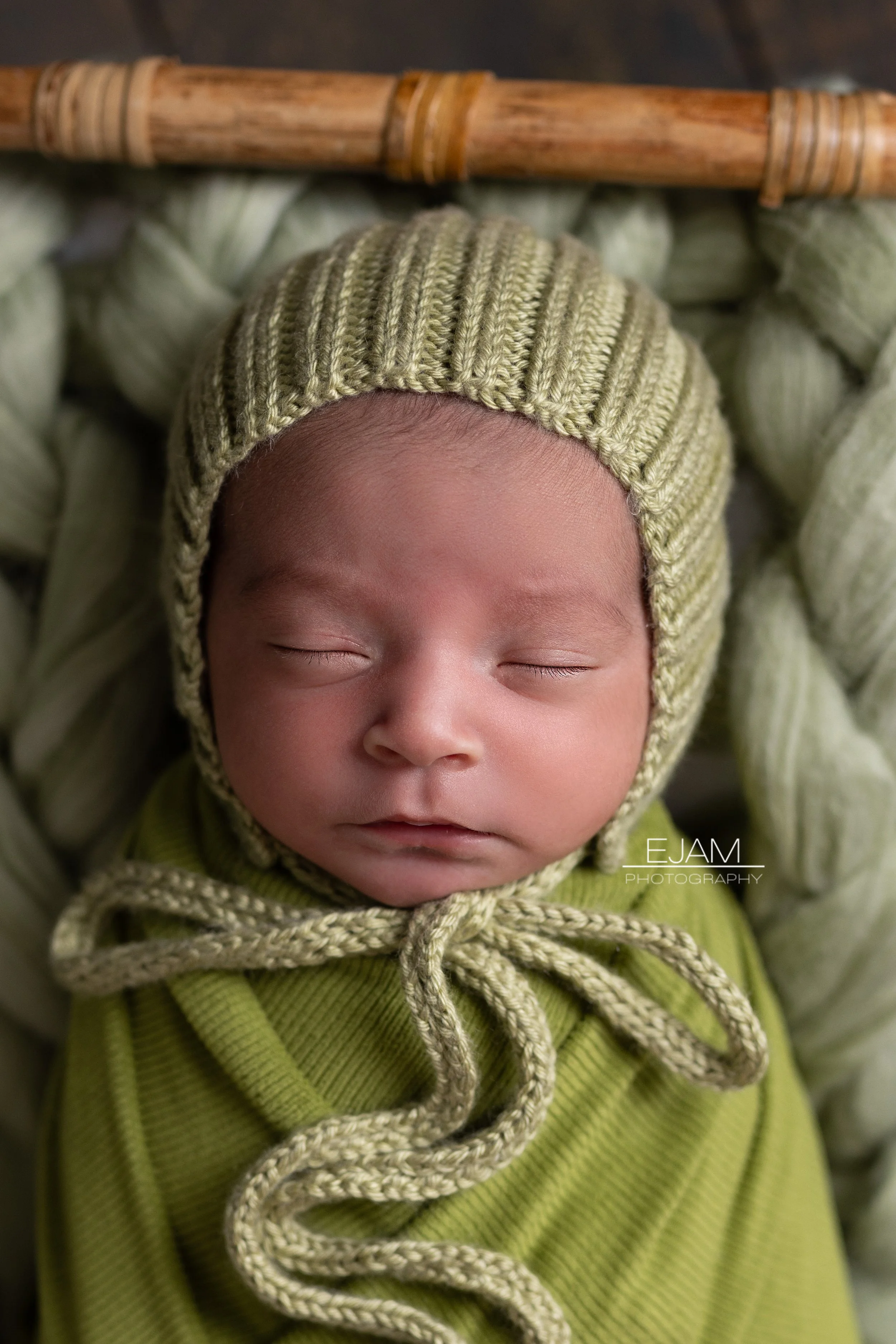 Best Fort Worth newborn photographer. Best Dallas newborn photographer. North Fort Worth Newborn Photographer.