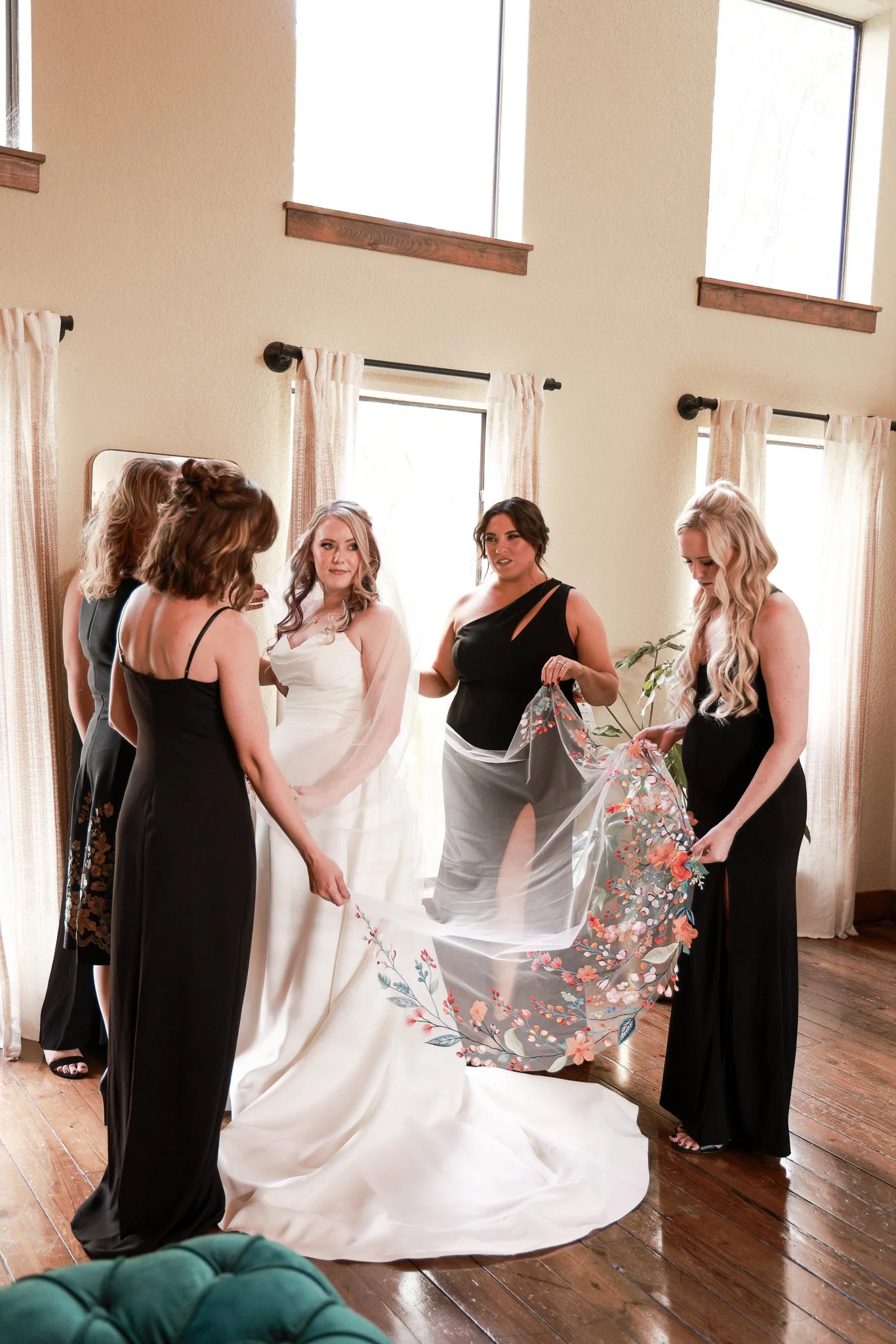 brides-veil-dfw-wedding-photographer-dallas-fort-worth-4.jpg