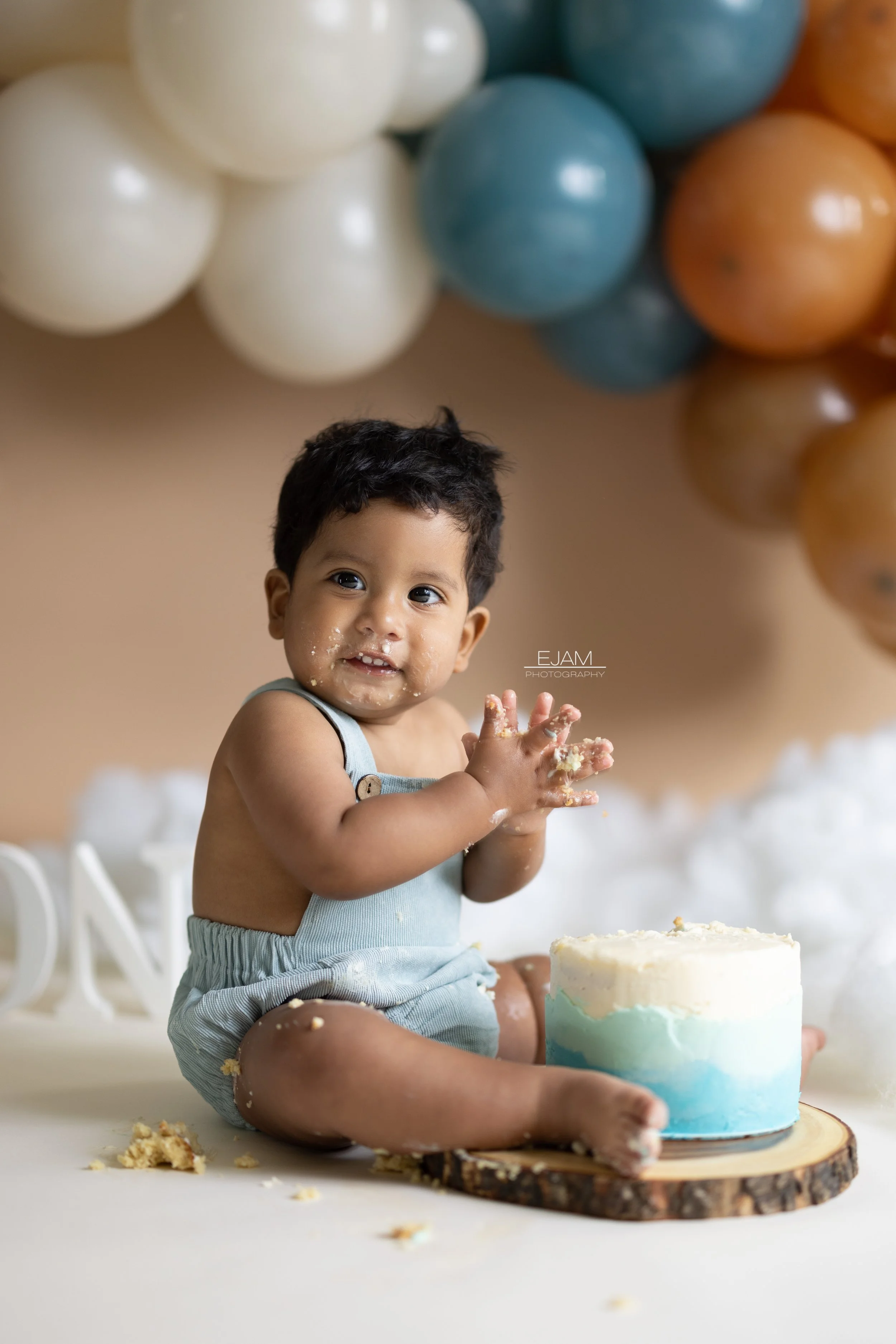 DALLAS CAKE SMASH PHOTOGRAPHER | FORT WORTH CAKE SMASH PHOTOGRAPHER | NORTH FORT WORTH BEST PHOTOGRAPHER