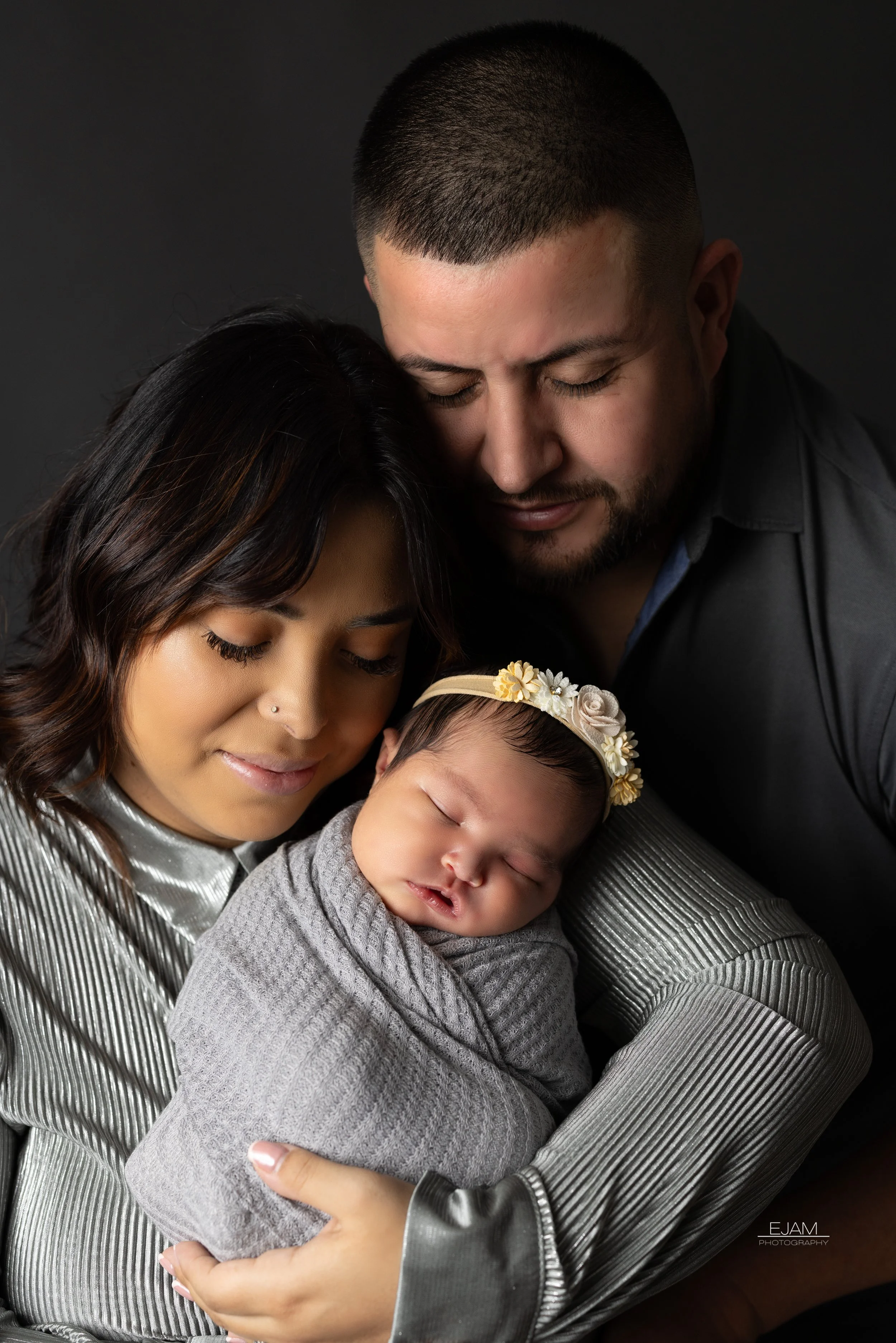 dfw newborn photographer, Dallas family photographer. Fort Worth family photographer.