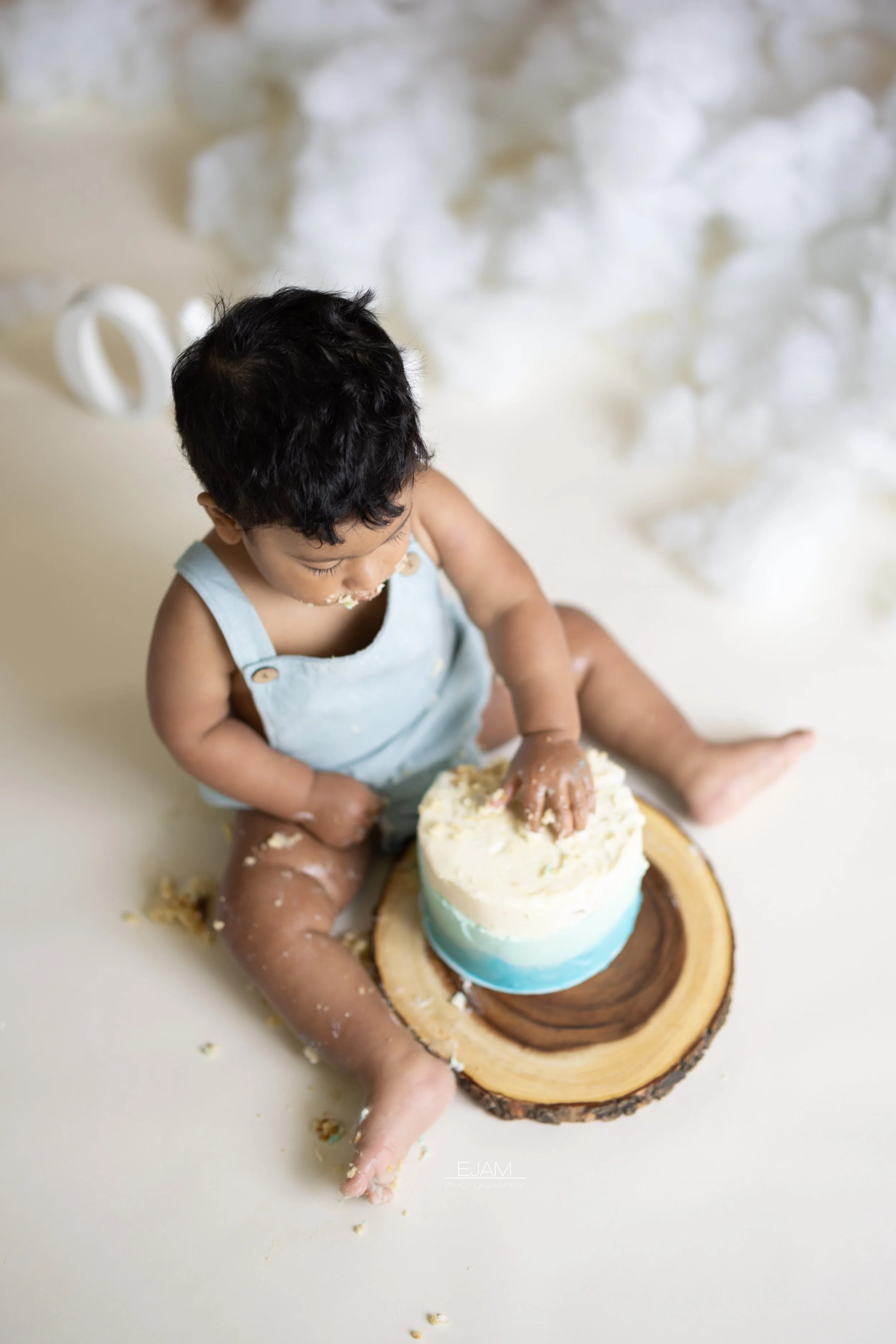 DALLAS CAKE SMASH PHOTOGRAPHER | FORT WORTH CAKE SMASH PHOTOGRAPHER | NORTH FORT WORTH BEST PHOTOGRAPHER