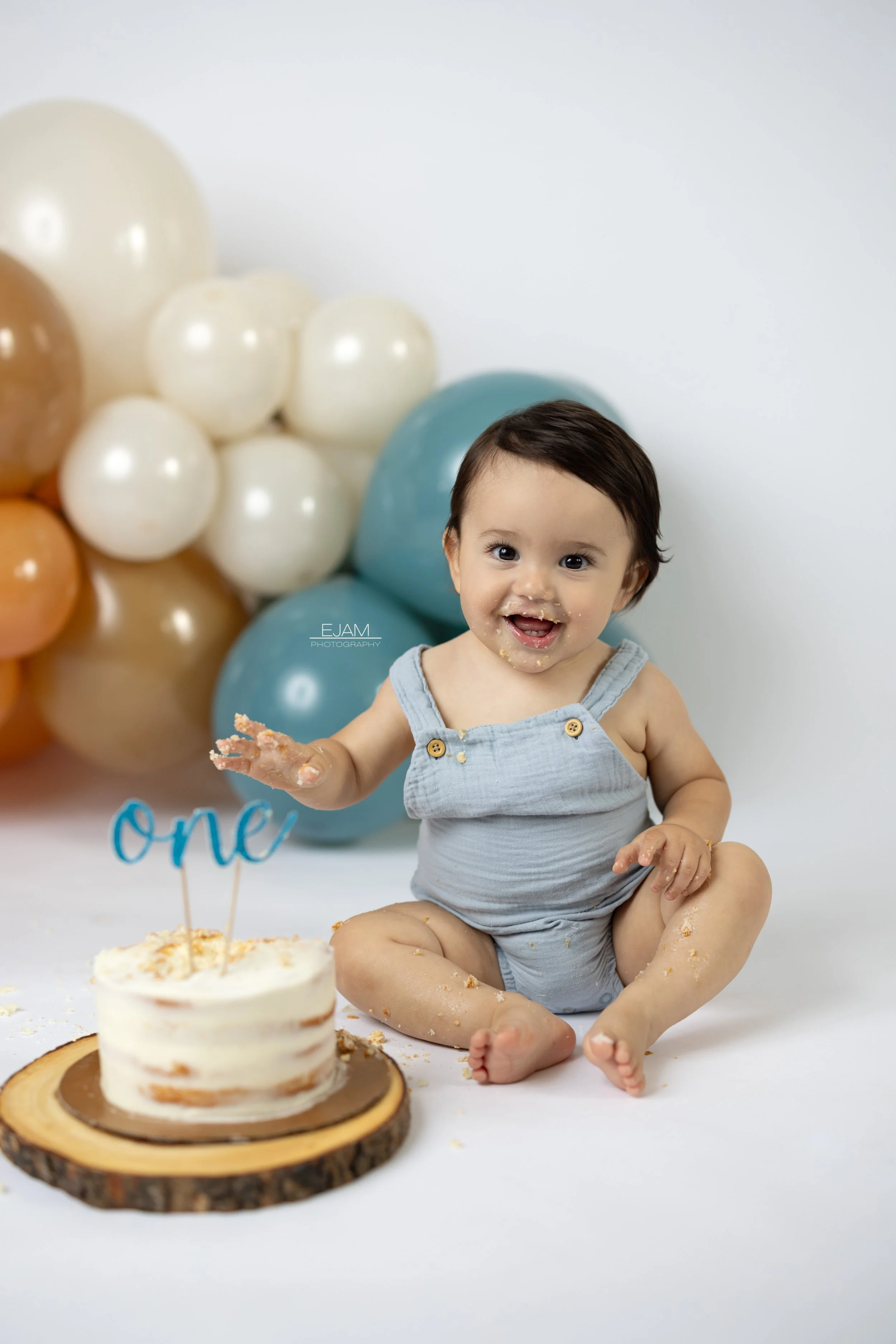 DALLAS CAKE SMASH PHOTOGRAPHER | FORT WORTH CAKE SMASH PHOTOGRAPHER | NORTH FORT WORTH BEST PHOTOGRAPHER