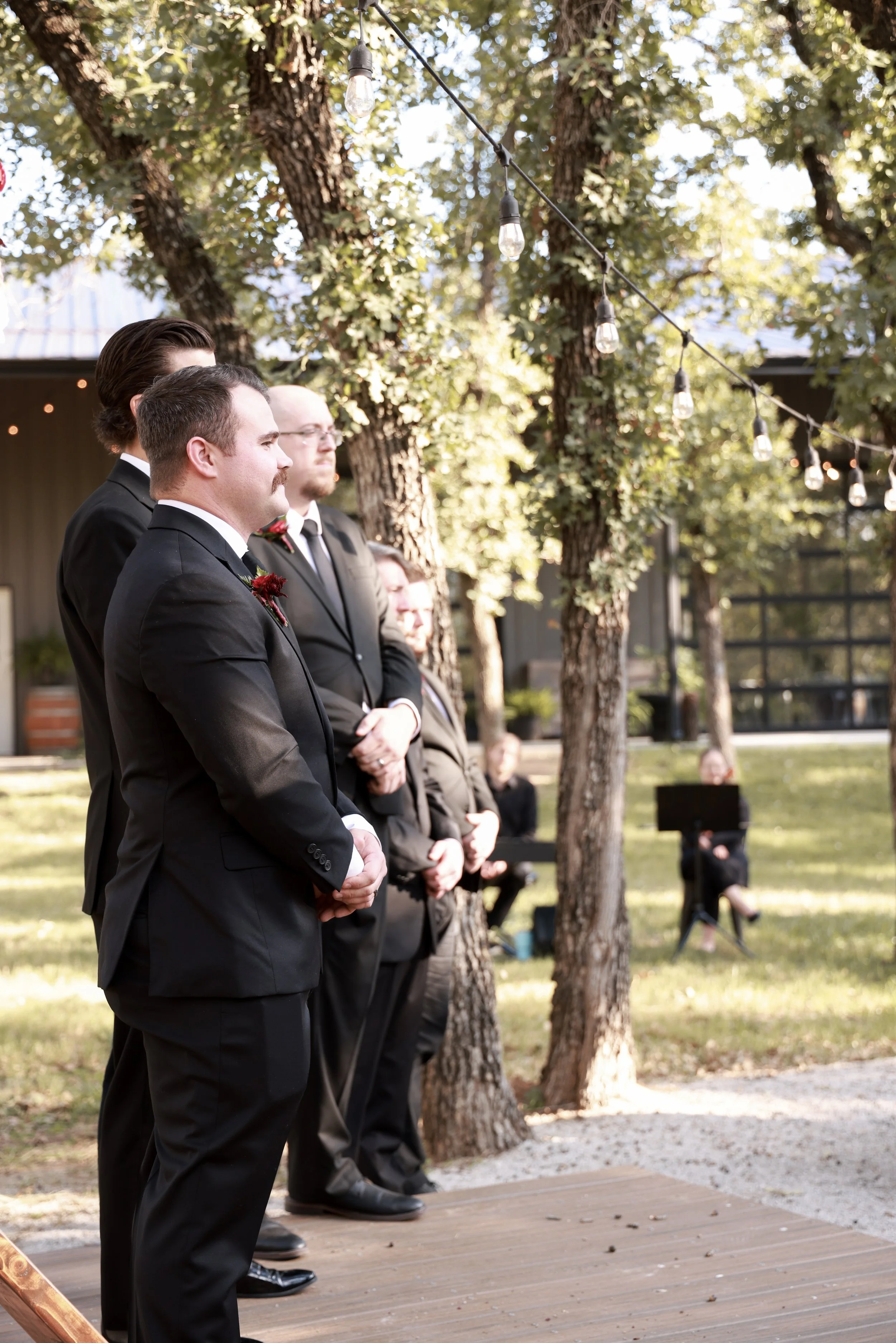 GROOMSMEN-PARTY-FORT-WORTH-WEDDING-PHOTOGRAPHER-EJAM-PHOTOGRAPHY.jpg