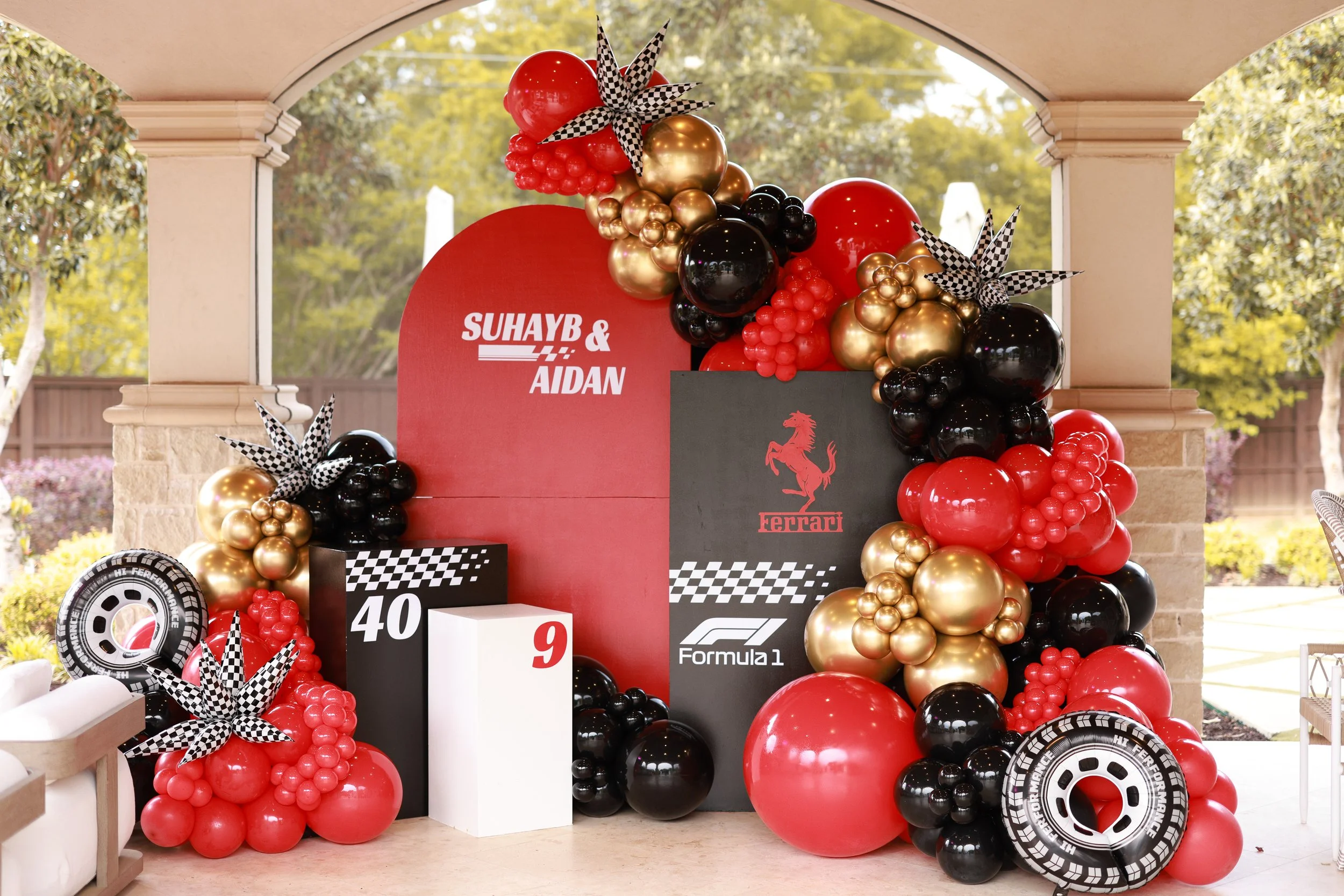Balloon garland for a birthday in Southlake Texas