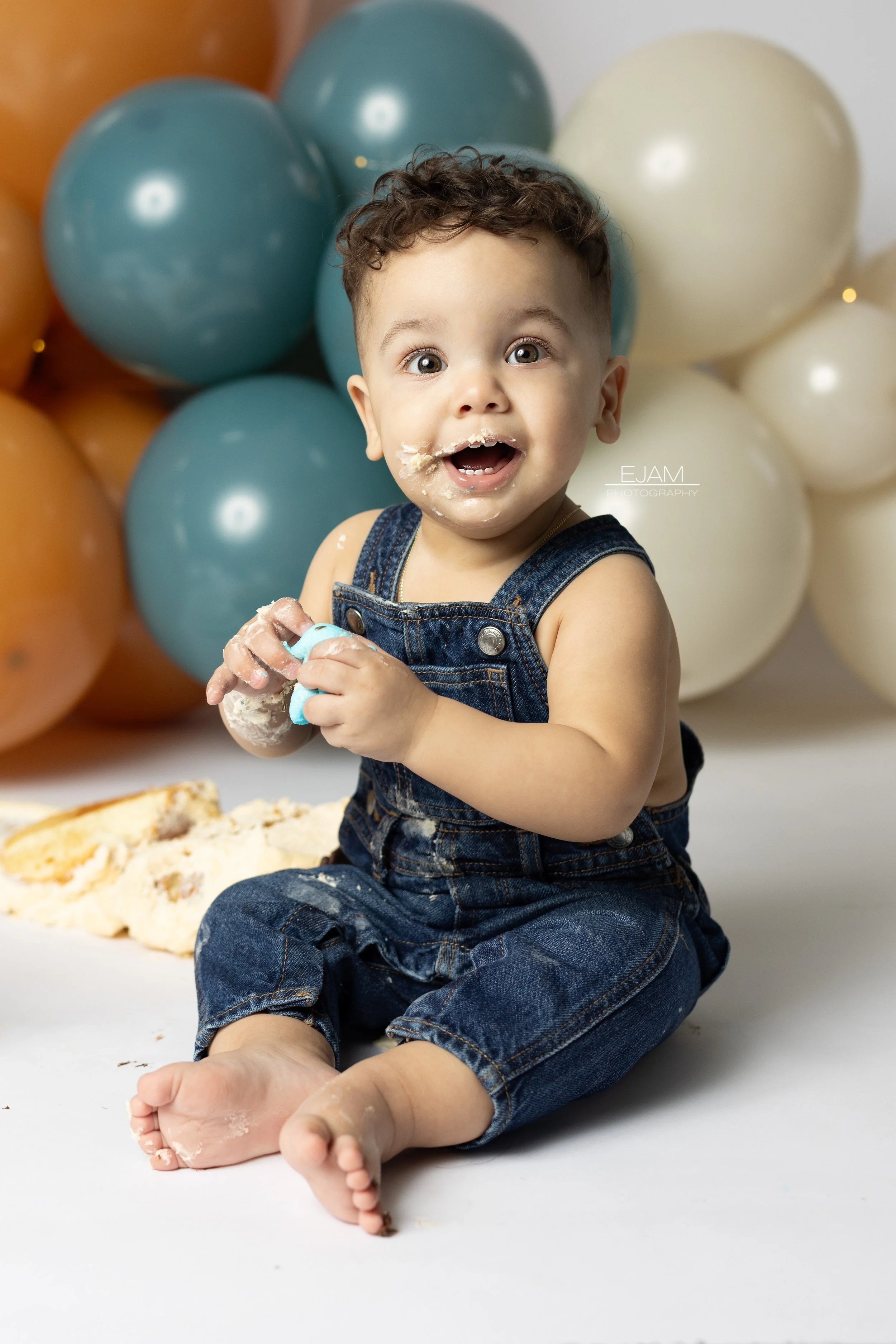 DALLAS CAKE SMASH PHOTOGRAPHER | FORT WORTH CAKE SMASH PHOTOGRAPHER | NORTH FORT WORTH BEST PHOTOGRAPHER