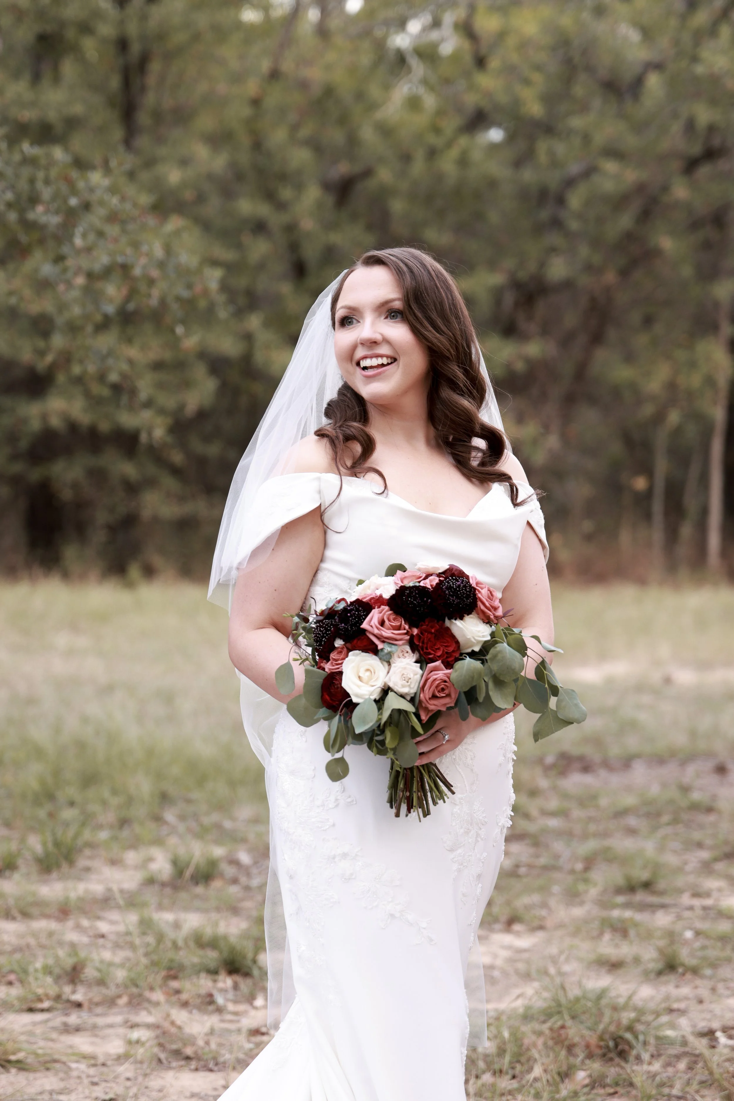 DFW-WEDDING-PHOTOGRAPHER-HASLET-BRIDE-EJAM.jpg