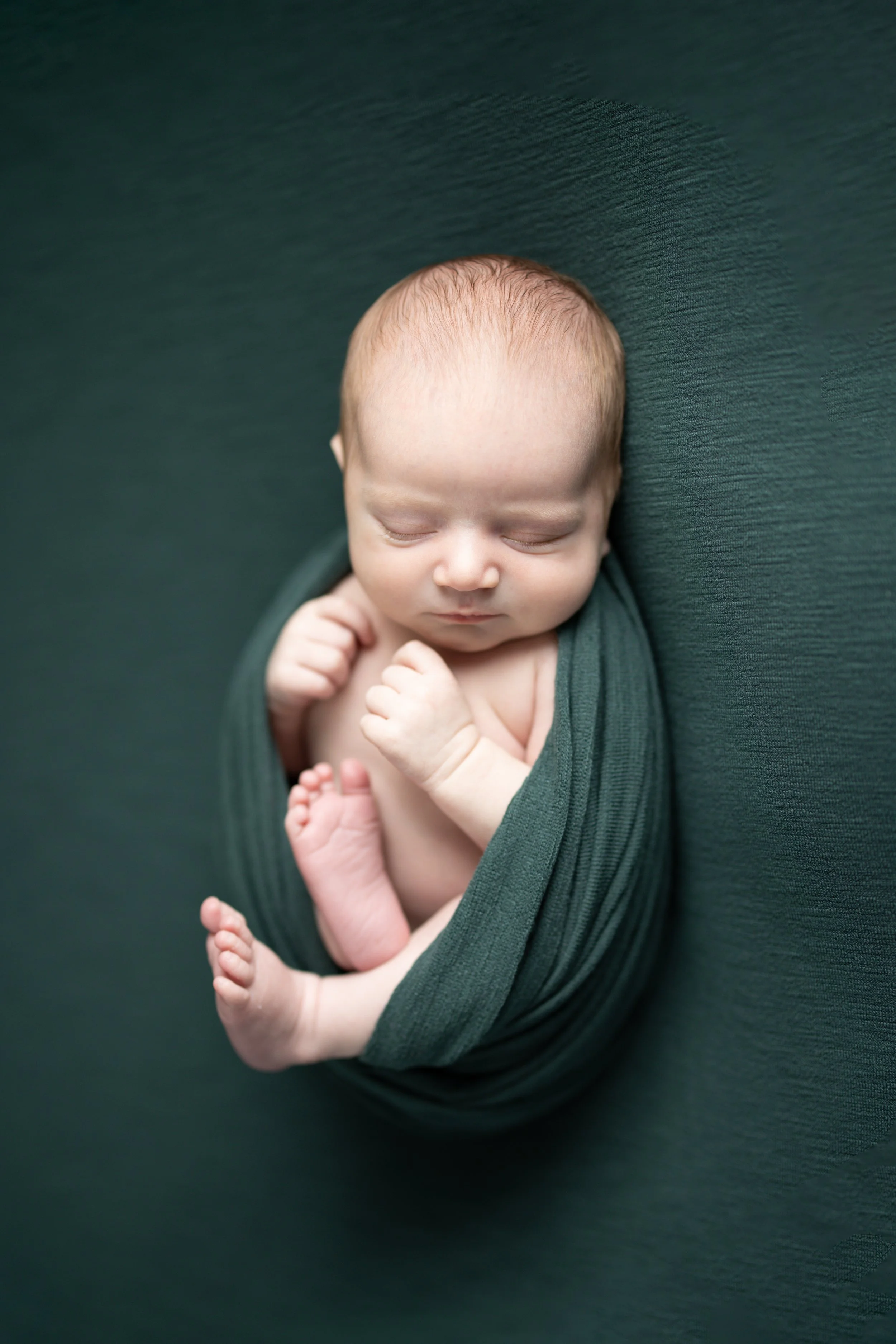 BEST NEWBORN PHOTOGRAPHER NEAR ME | FORT WORTH NEWBORN PHOTOGRAPHER | DALLAS BEST NEWBORN PHOTOGRAPHER