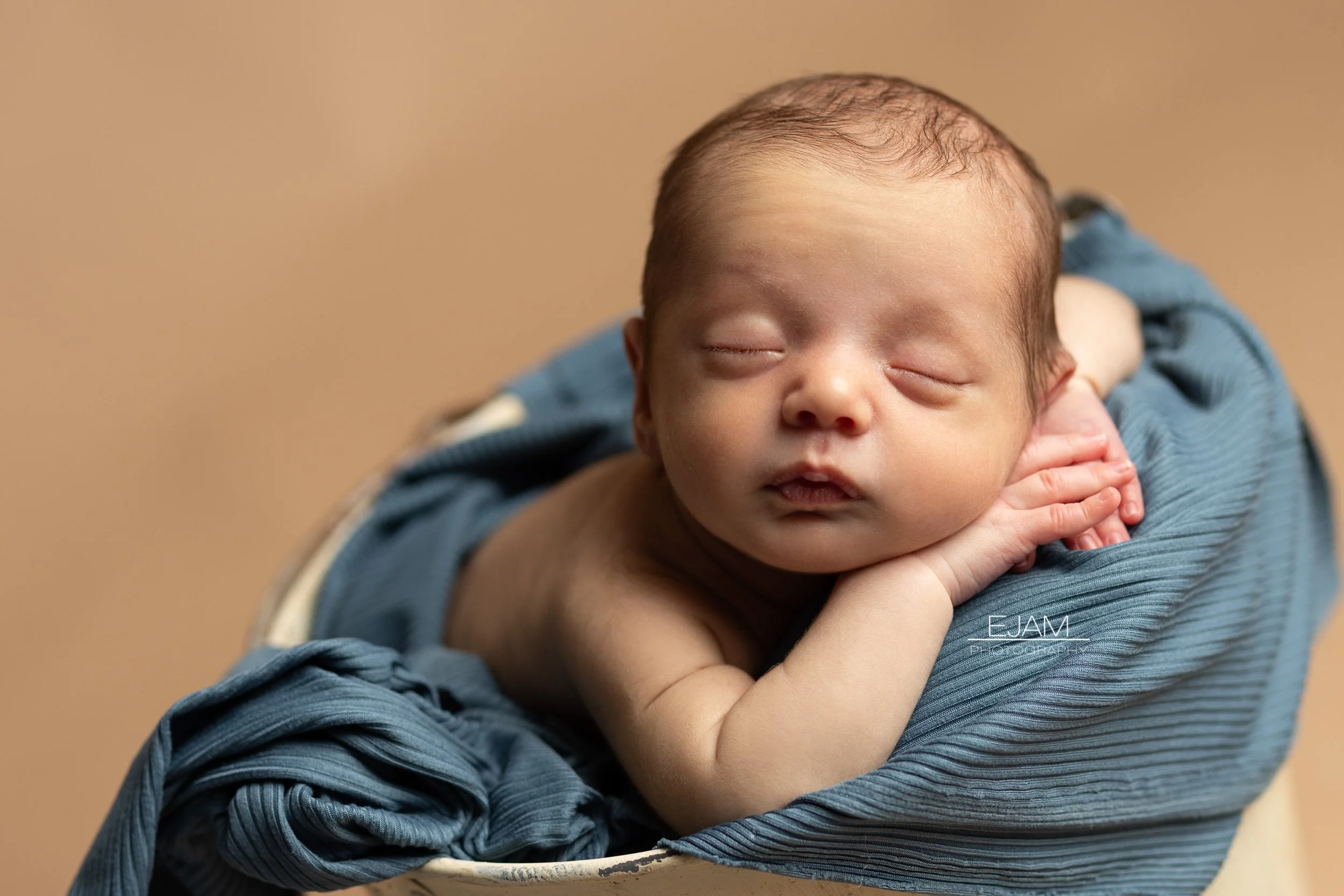 DALLAS NEWBORN PHOTOGRAPHER | JUSTIN NEWBORN PHOTOGRAPHER | HASLET NEWBORN PHOTOGRAPHER | KELLER NEWBORN PHOTOGRAPHER | GRAPEVINE NEWBORN PHOTOGRAPHER | DFW NEWBORN PHOTOGRAPHER