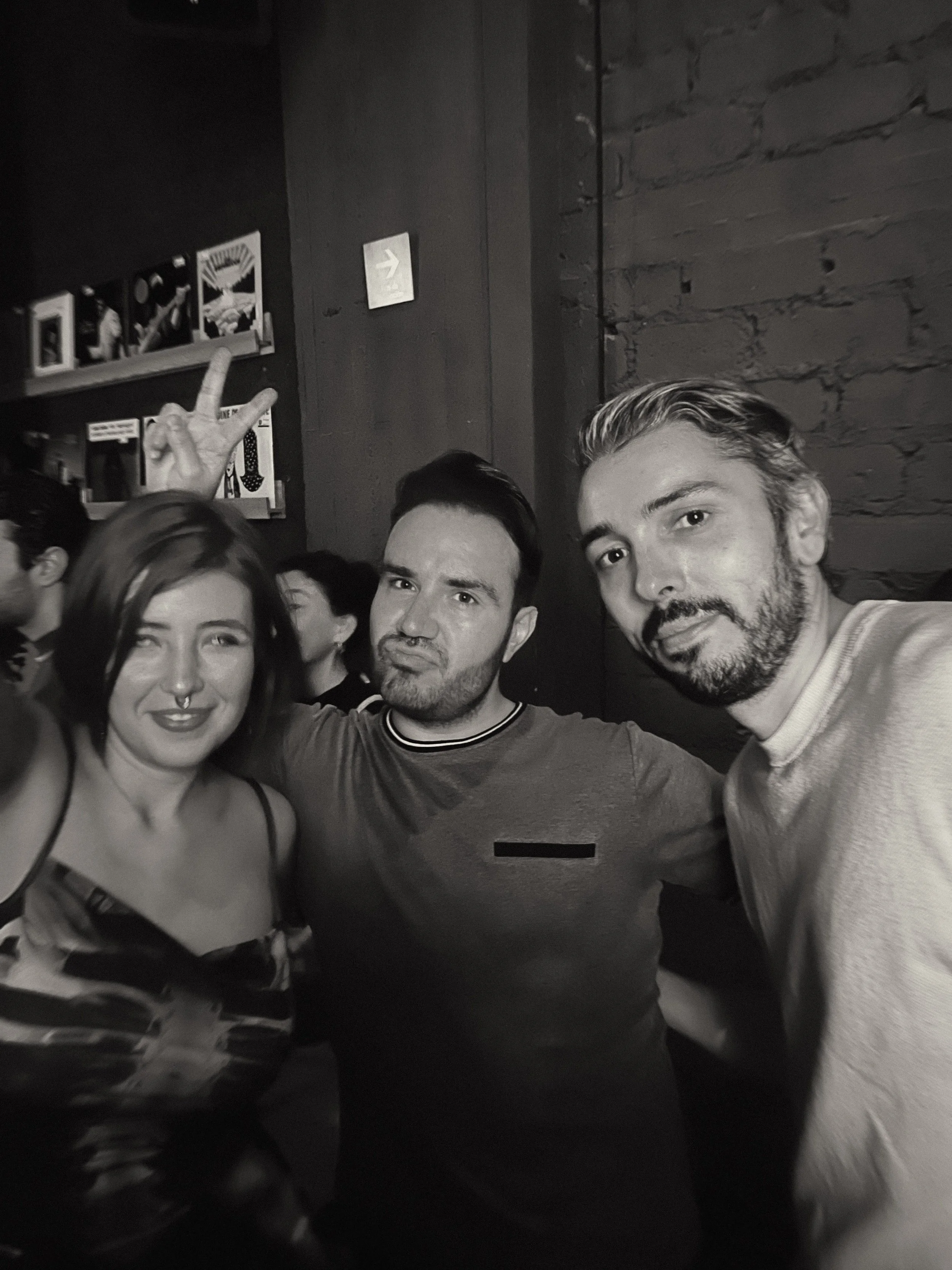 Foto 01-10-26, 9 47 15 pm.jpg