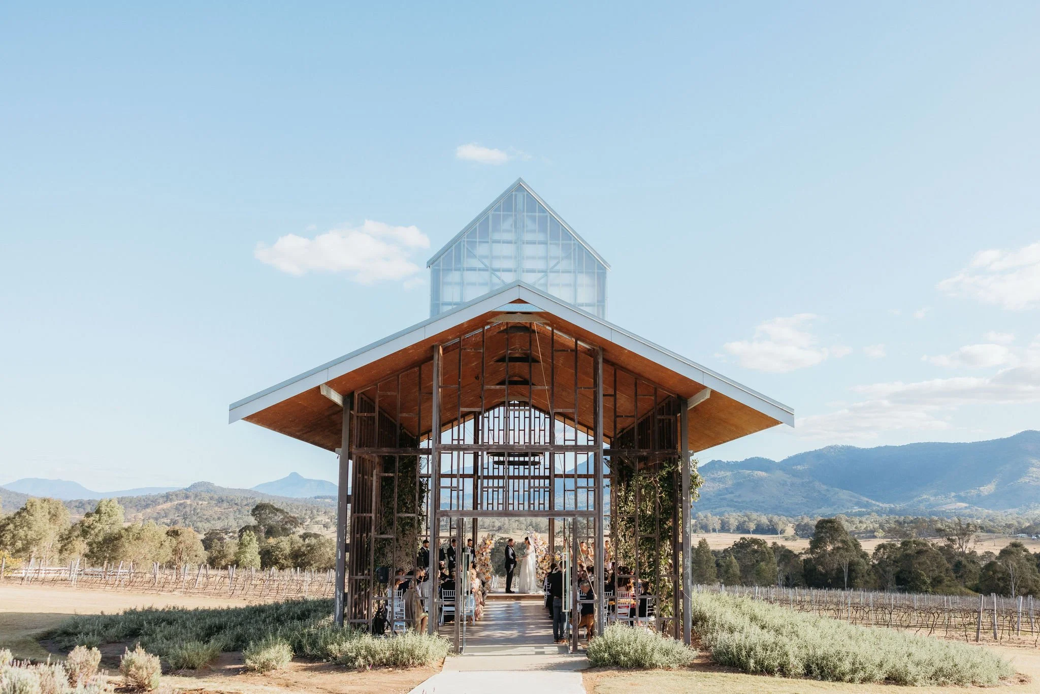 Top 5 Songs Perfect for Your Gold Coast Wedding: A Violinist’s Perspective