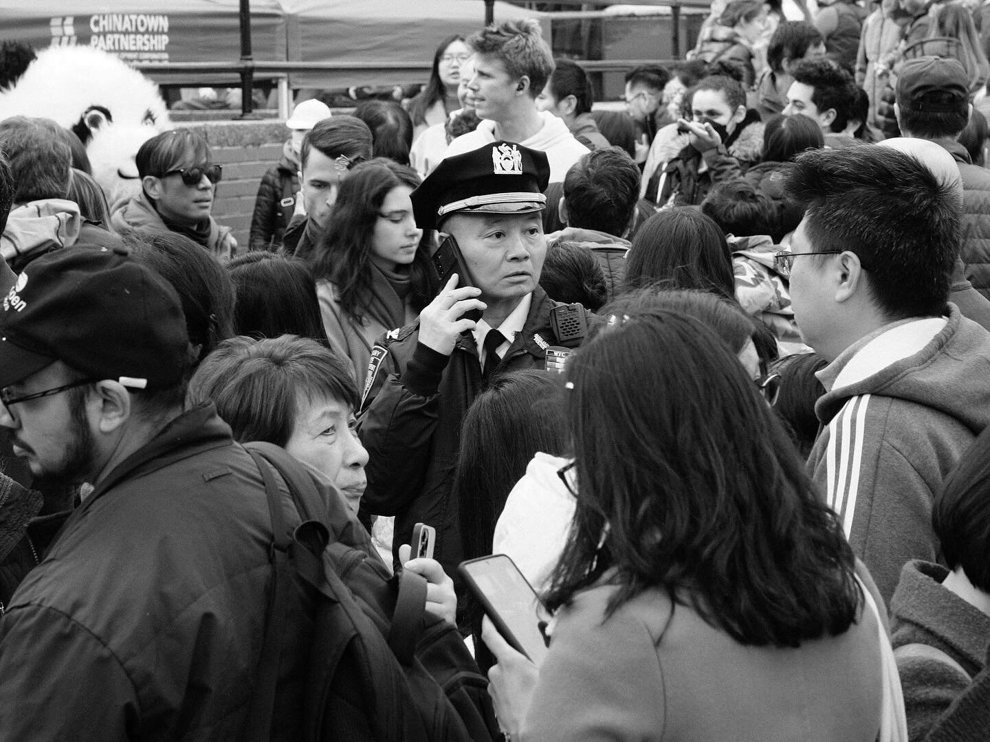 More from the LNY Firecracker Ceremony 🧧🎉

#photography #bnwphotography #monochrome #monochromephotography #bnw #blackandwhite #ny #newyork #les #lowereastside #chinesenewyear #lny #lunarnewyear #yearofthedragon #streetphotography #fuji #xe4 #fujix