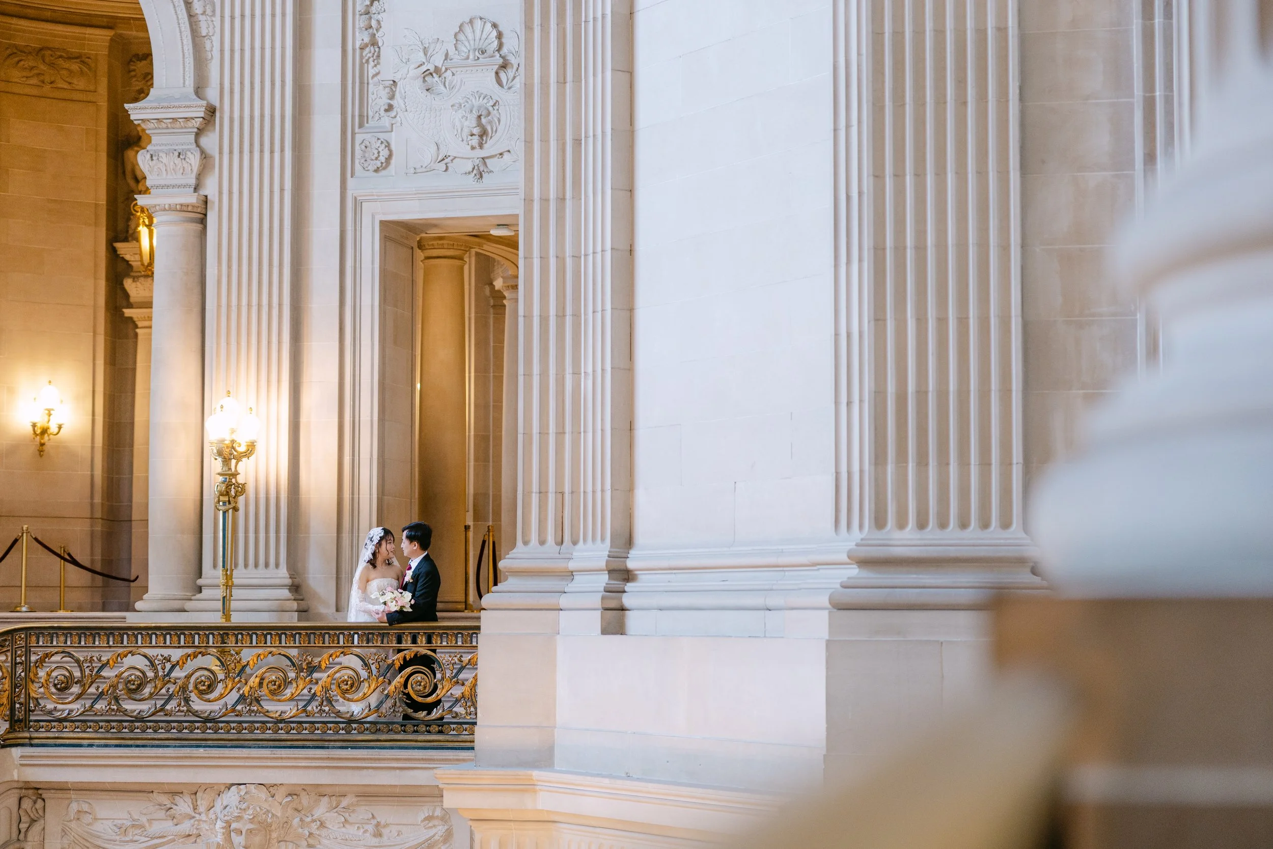 Thu&Peter_SFCityHall_169.jpg