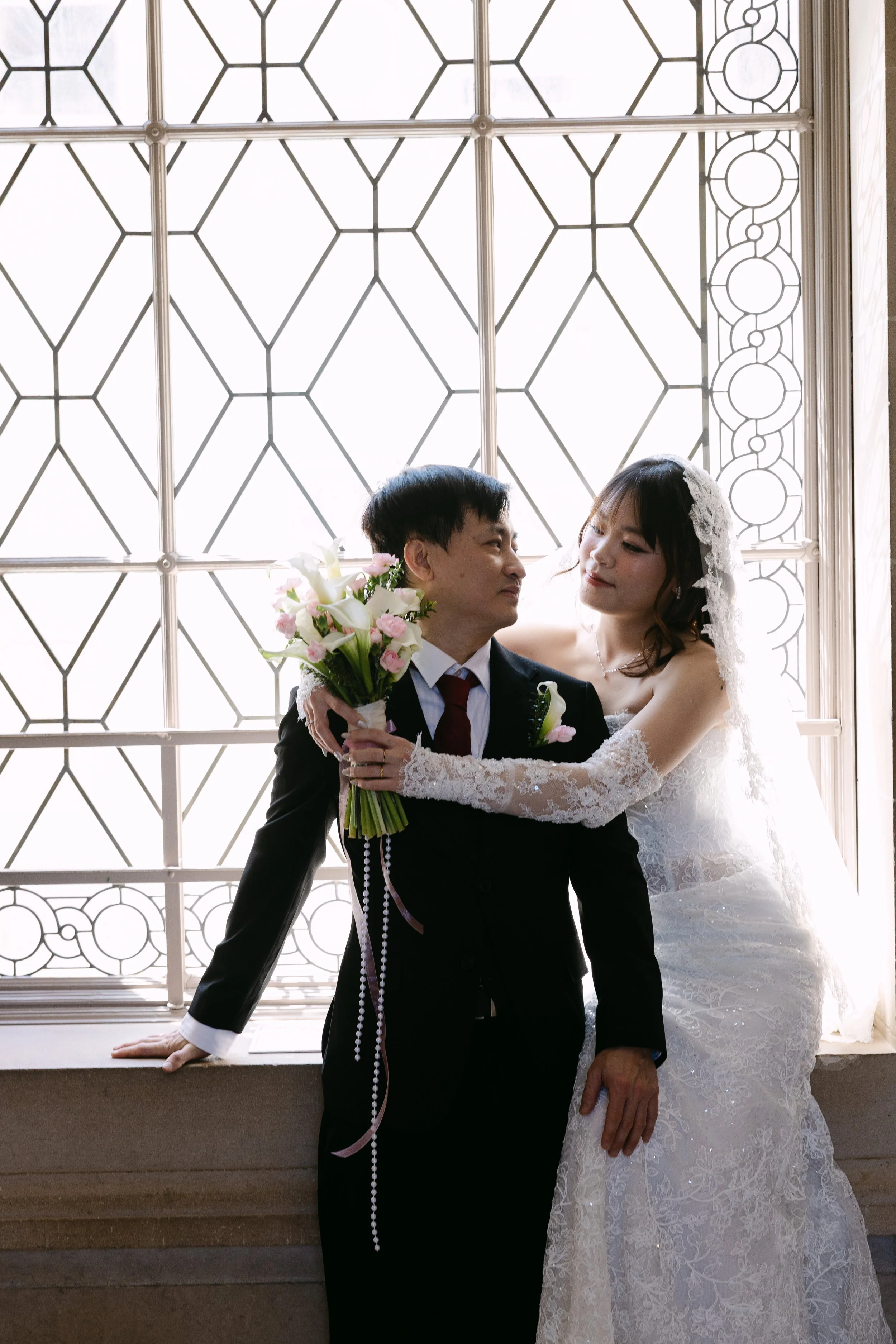 Thu&Peter_SFCityHall_67.jpg
