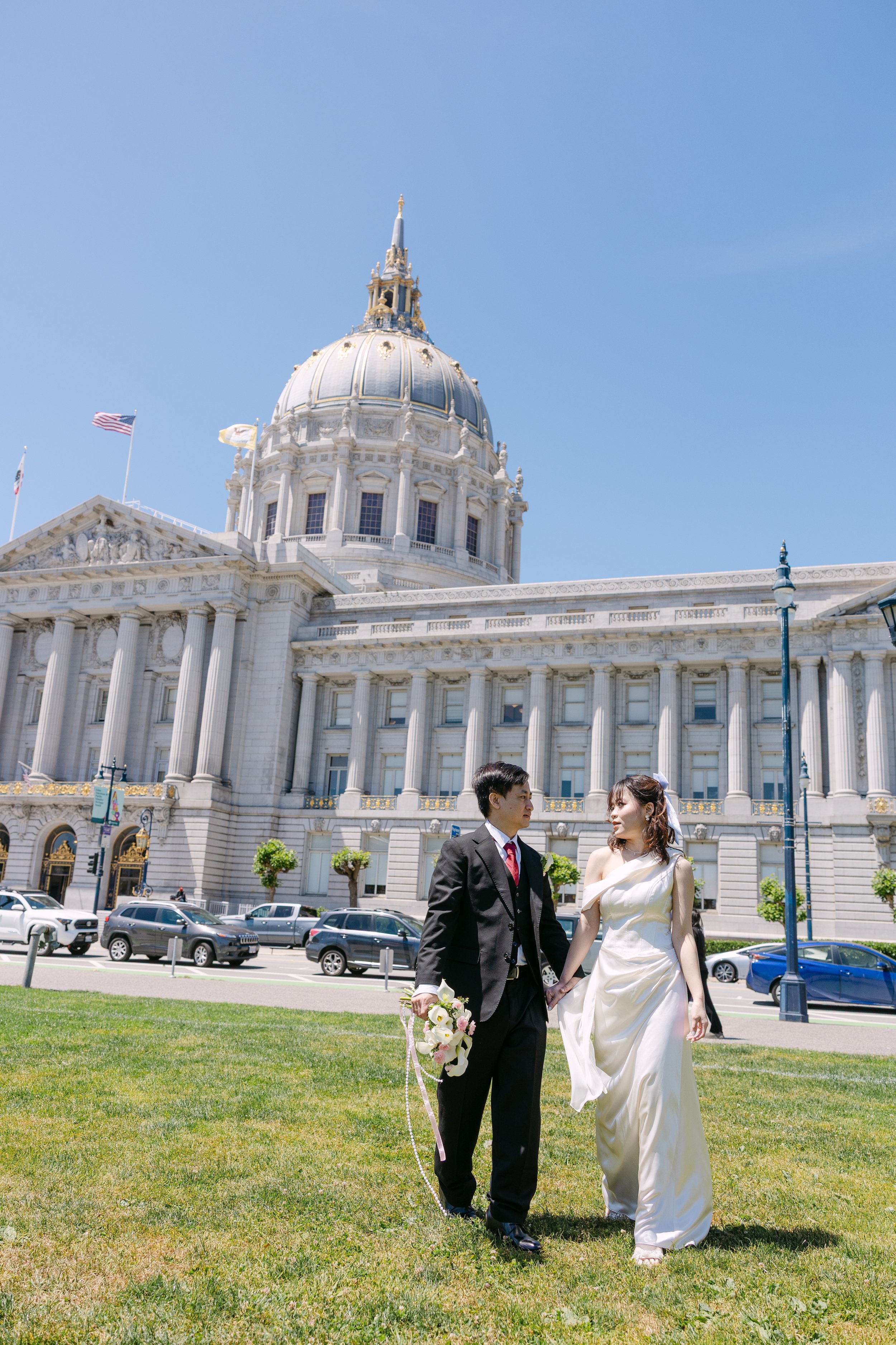 Thu&Peter_SFCityHall_142.jpg