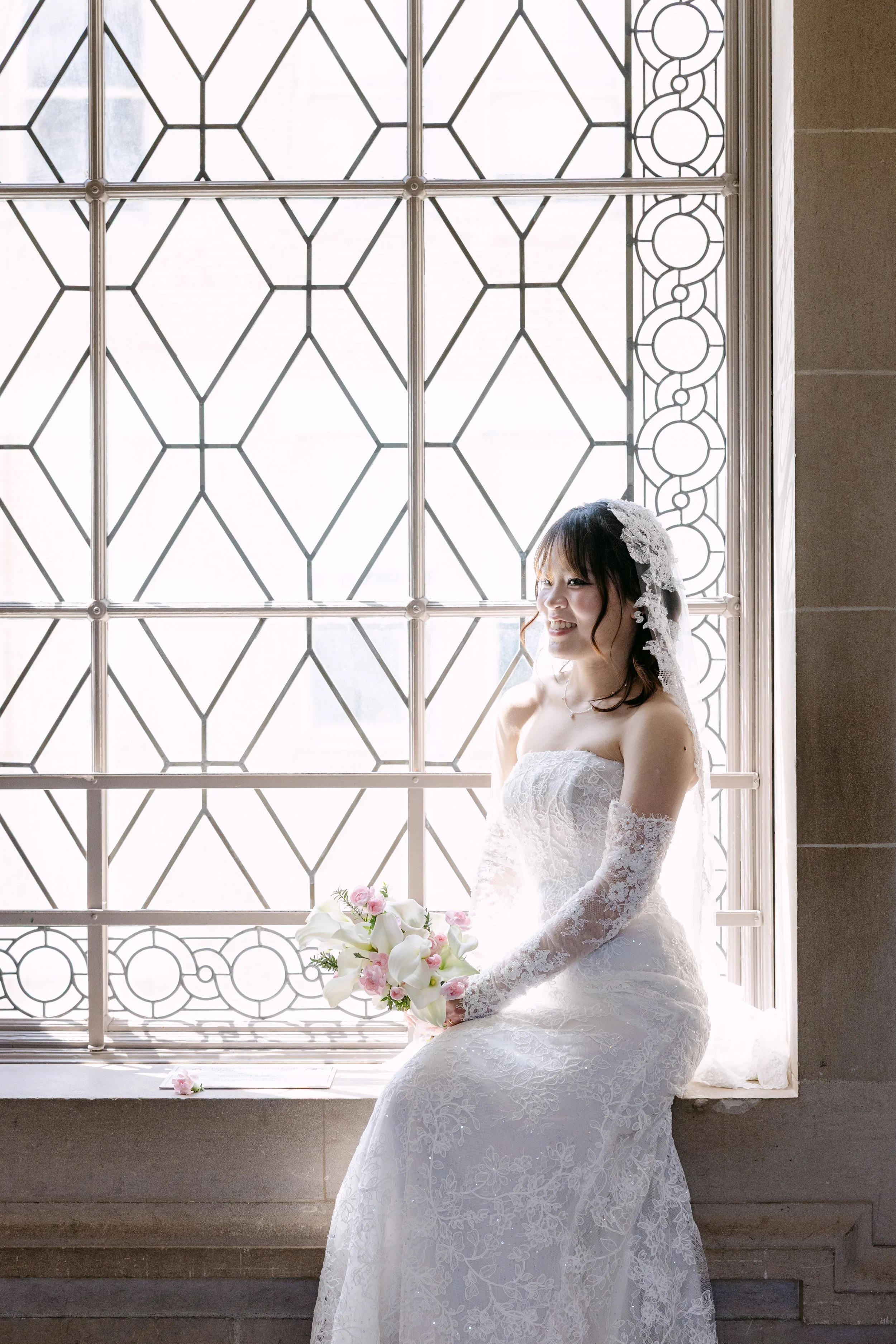 Thu&Peter_SFCityHall_73.jpg