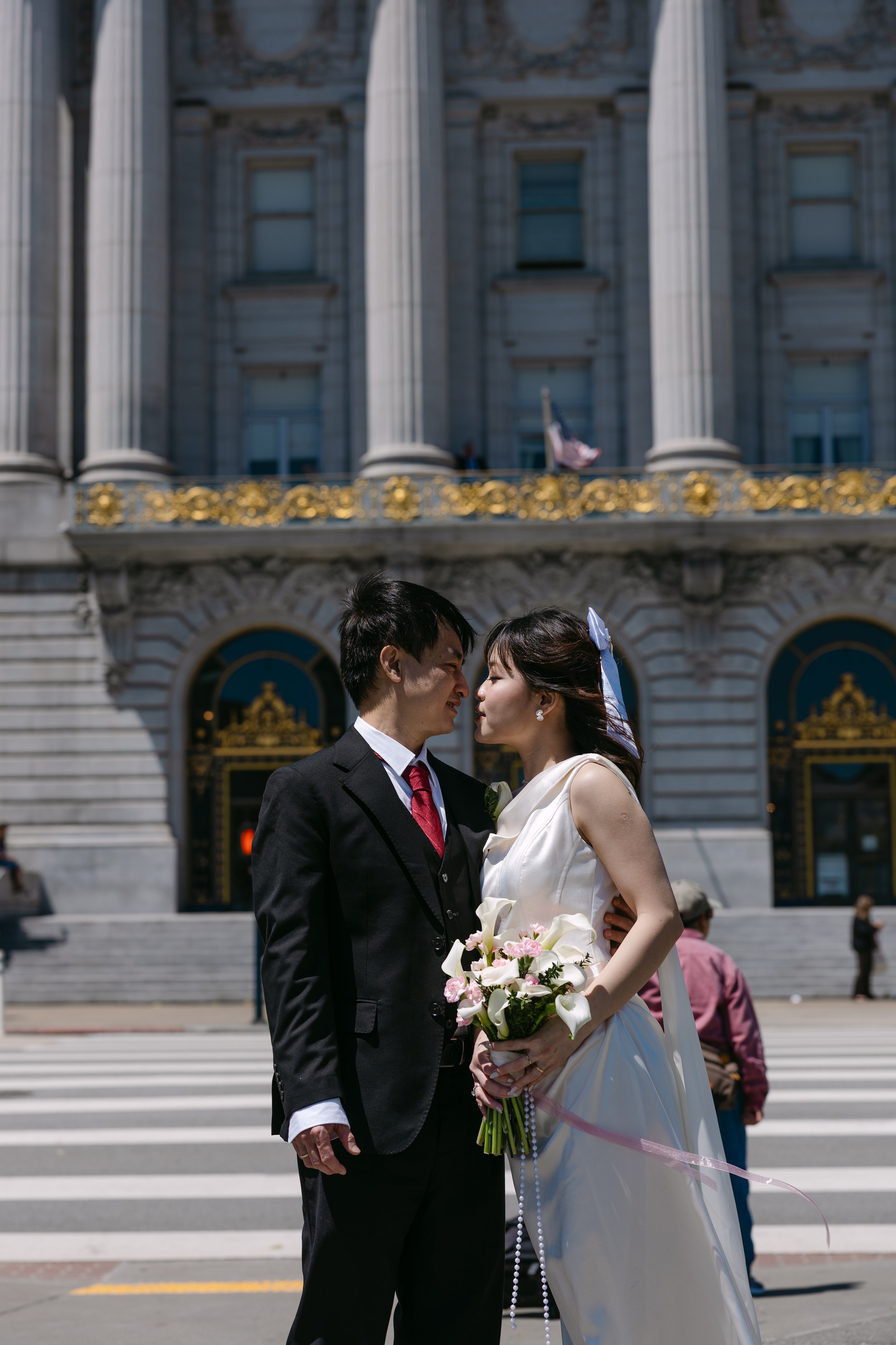 Thu&Peter_SFCityHall_126.jpg