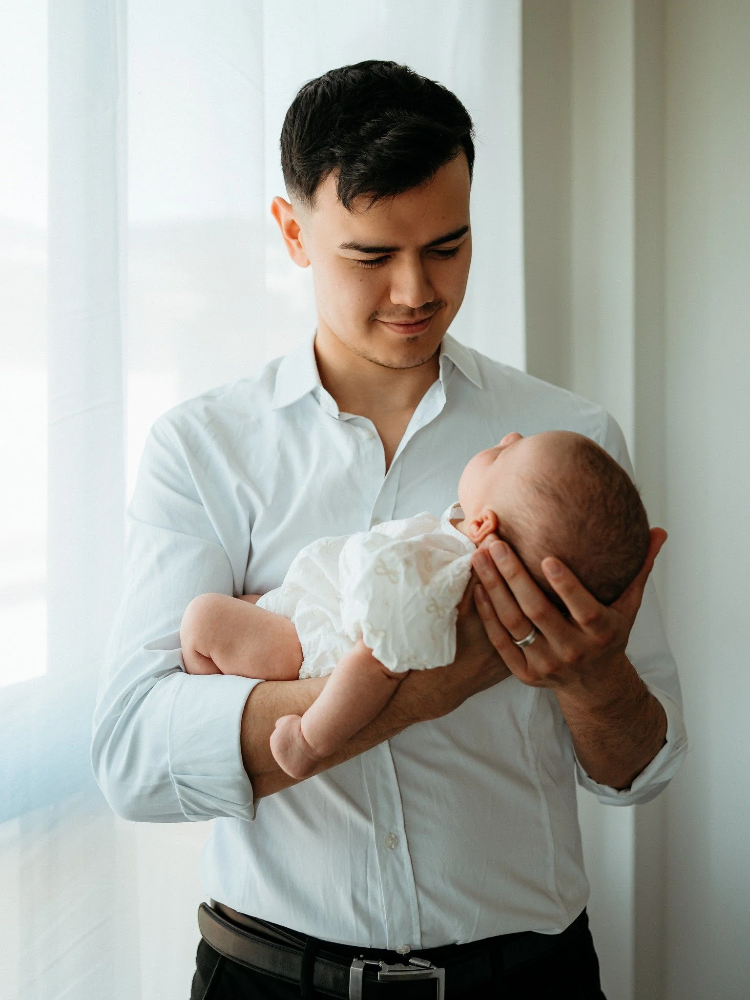 Listen fathers. If you bring your best to the session, your wife is guaranteed to frame those photos with a huge smile. Let that cook for a bit.
.
With all 3 sessions with this beautiful family, I swear James has brought more and more into the sessio