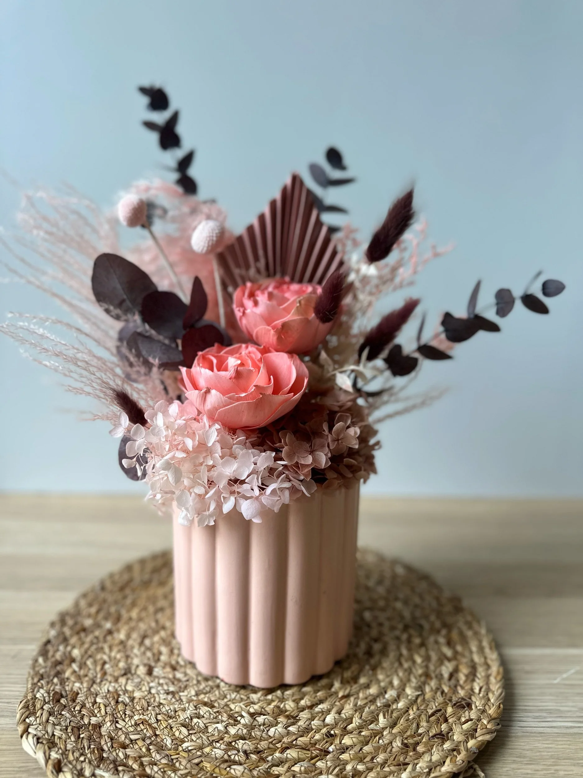 Dried Flower Arrangement - Large Ribbed Pink