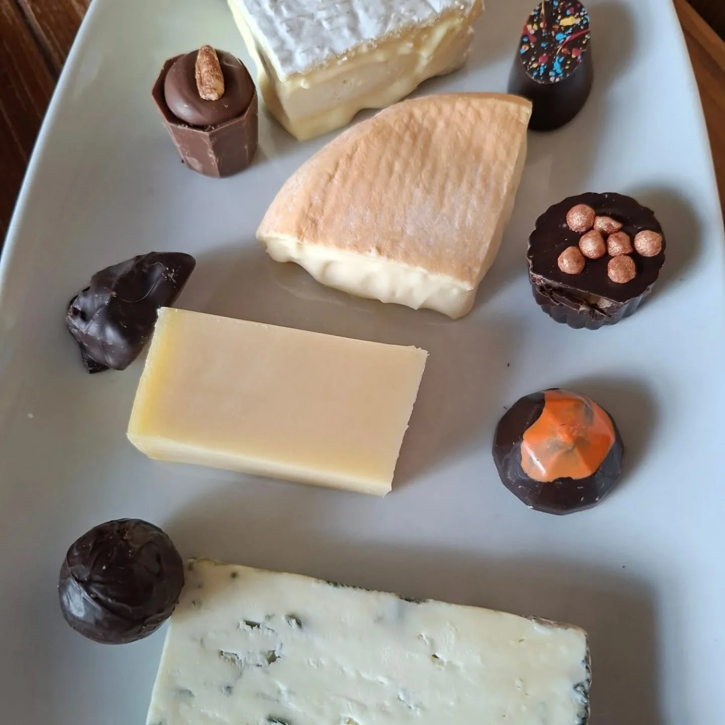 CHEESE &amp; CHOCOLATE!

Yesterday I was lucky enough to spend the morning @mochaaske preparing for our event on Friday 17th October - well obviously we had to do the taste test!

Limited tickets left, to find out more visit:
www.mochachocolateshop.c