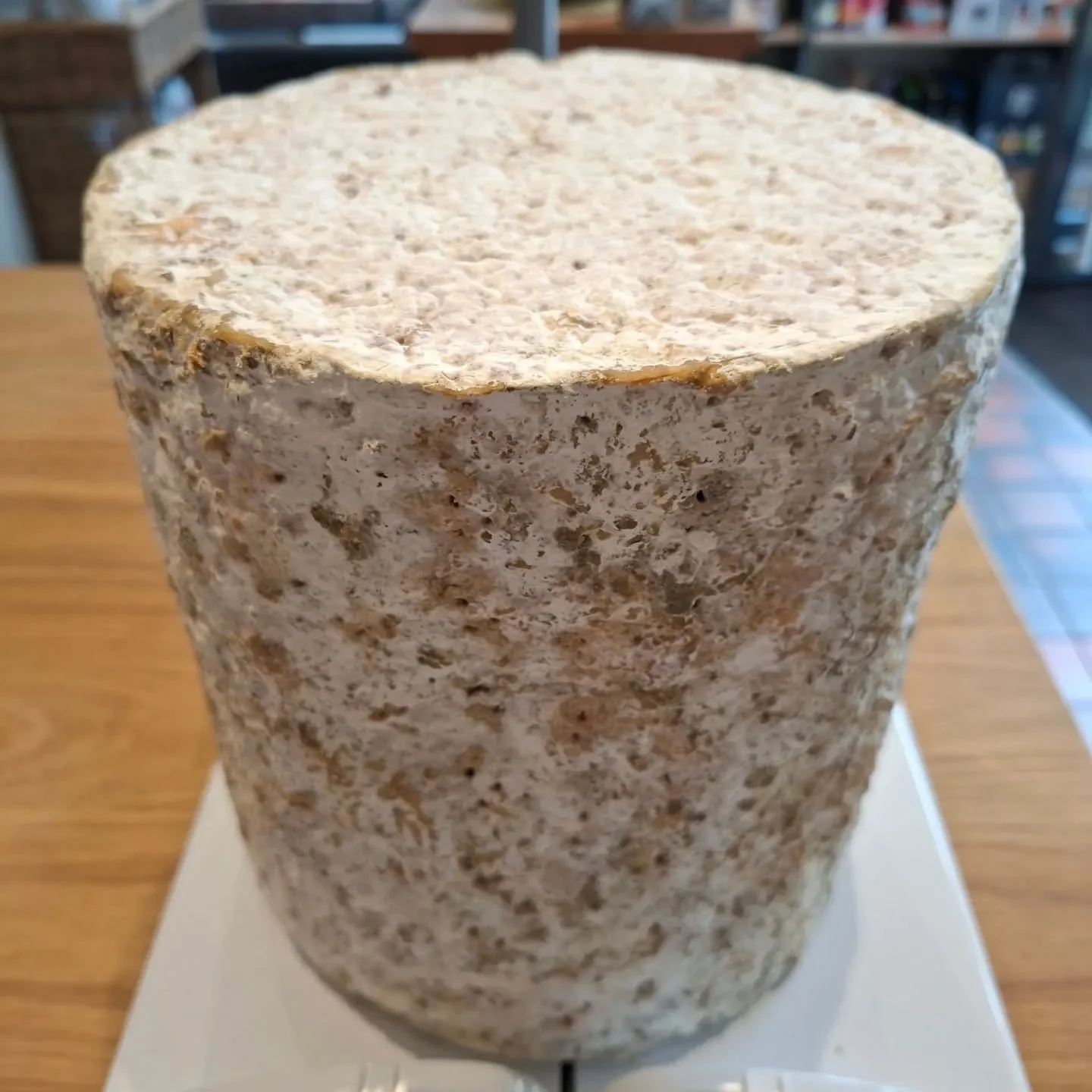 The Yorkshire Dales Cheese Festival starts today!

Pop in and see us and try some local artisan Wensleydale - we're open all weekend. 

Here's a wheel of Swaledale Blue produced by @swaledale_cheese_company - just look at that veining 😍

#yorkshired